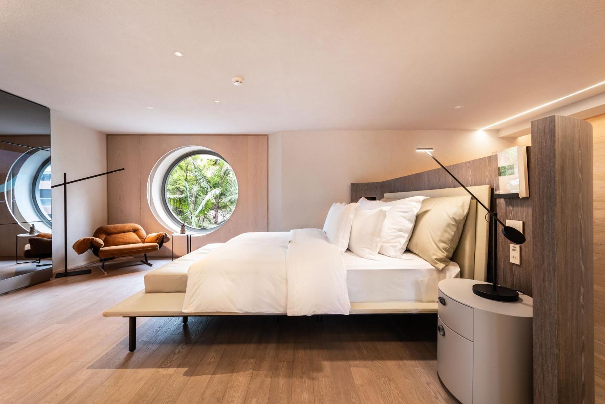 Suite Rodeo Drive,1631559007:JPEG