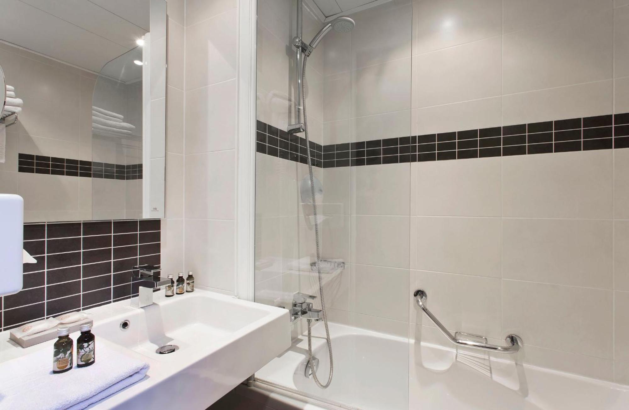 Superior Twin Room,1636742406:JPEG