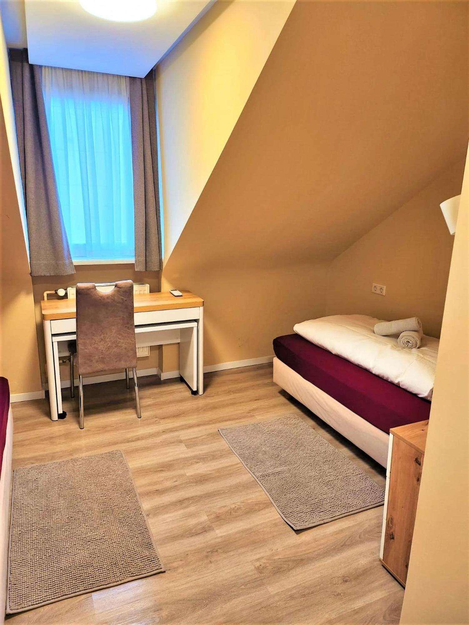 Economy Double Room,1640402536:JPEG