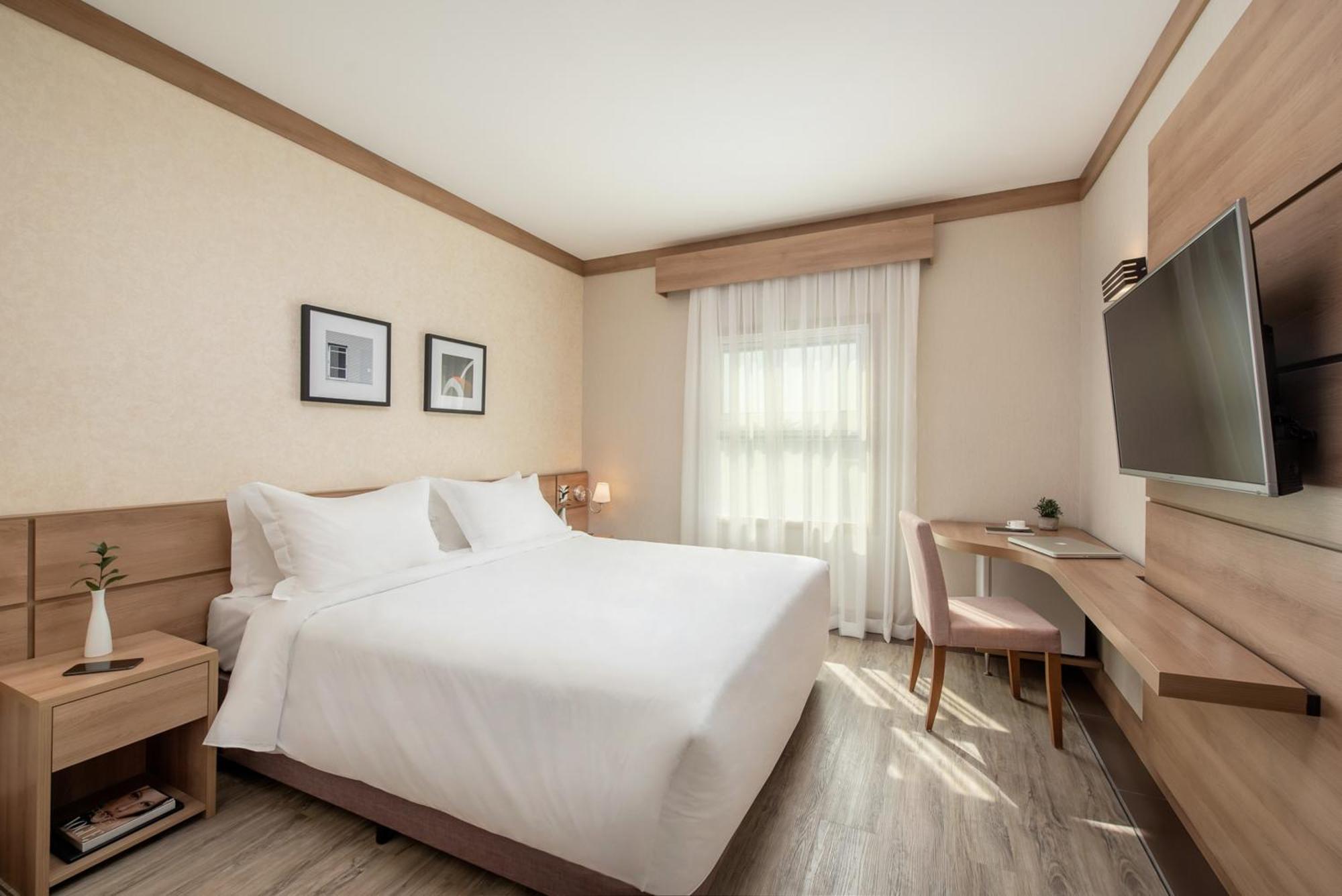 Standard Double - 1 Double Bed,1641773868:JPEG