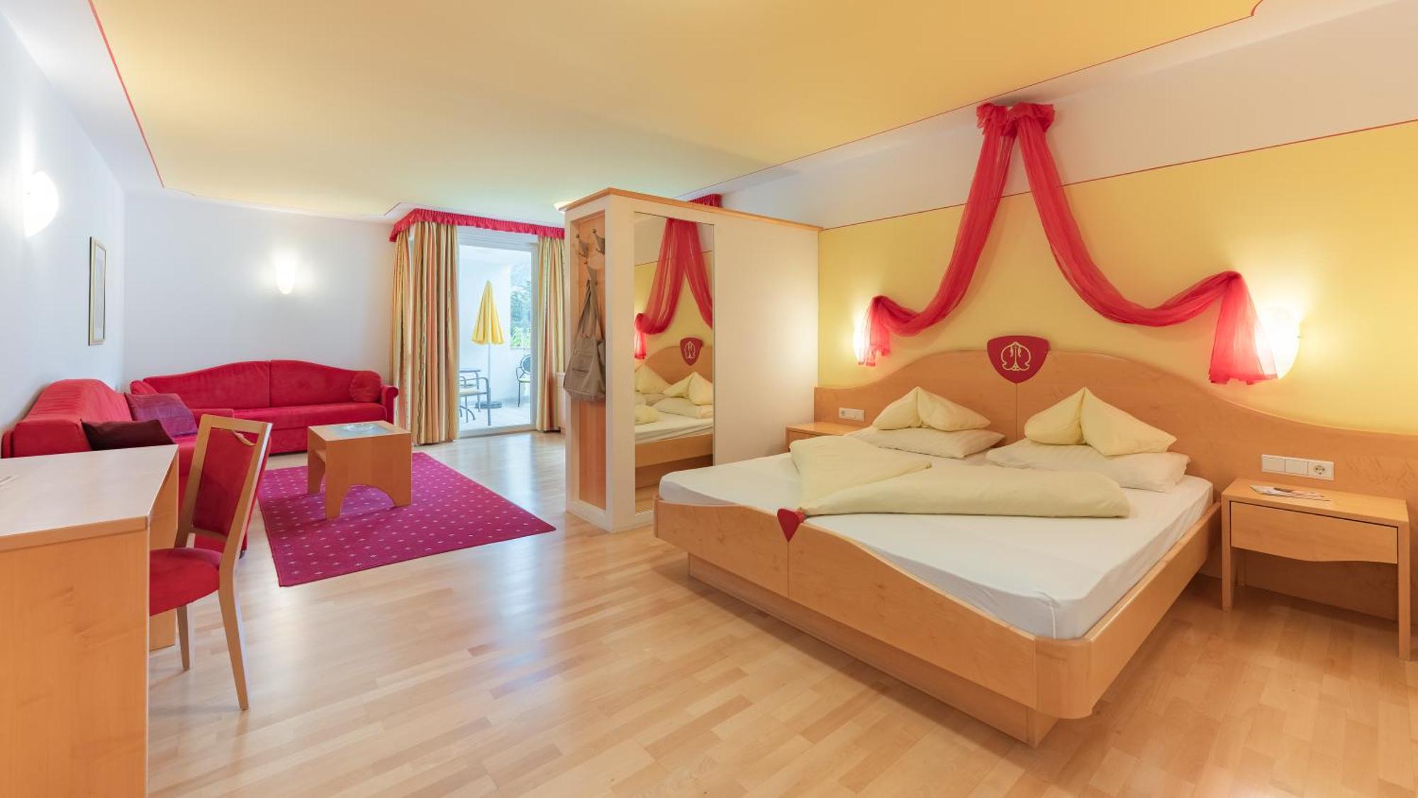 Superior Suite,1644414965:JPEG