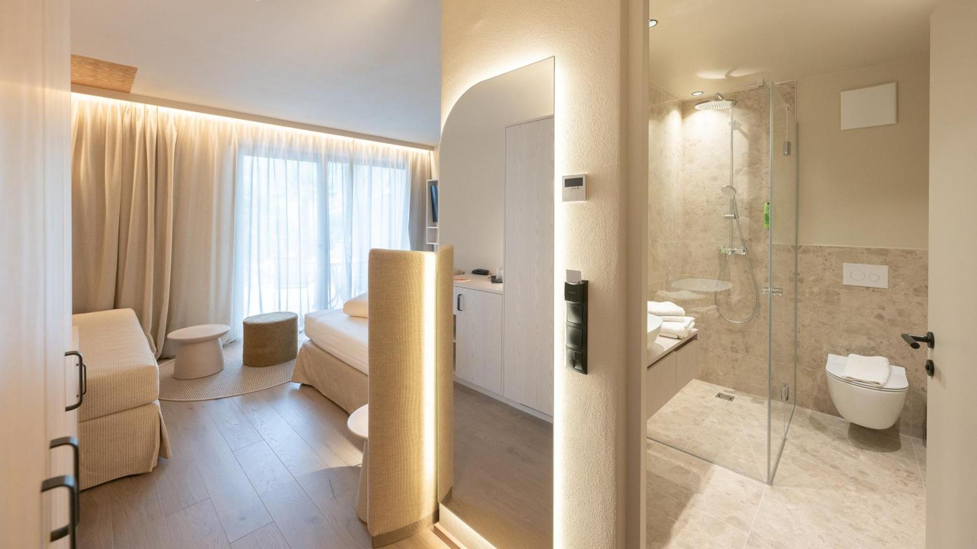 Superior Double Room,1644414976:JPEG