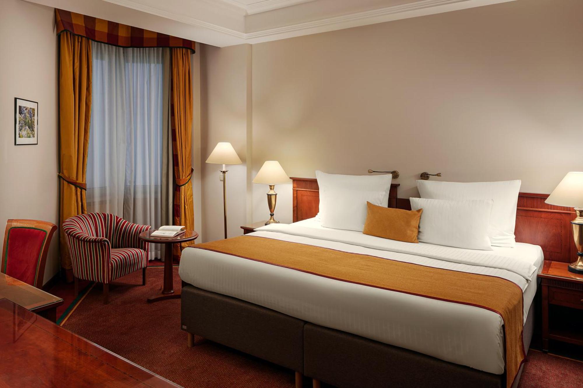 Deluxe Double or Twin Room