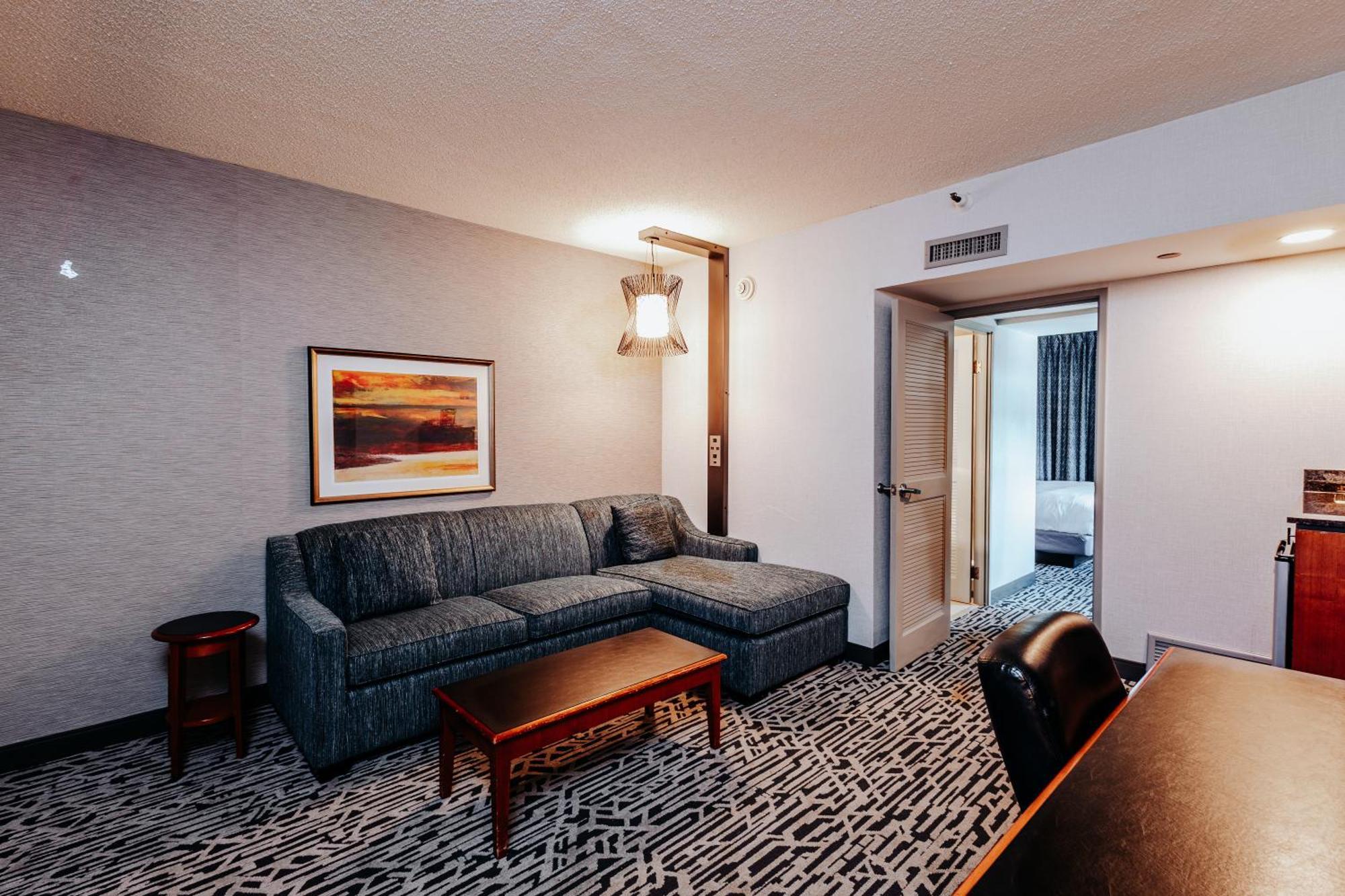 Double Suite - Hearing Accessible,1648890698:JPEG