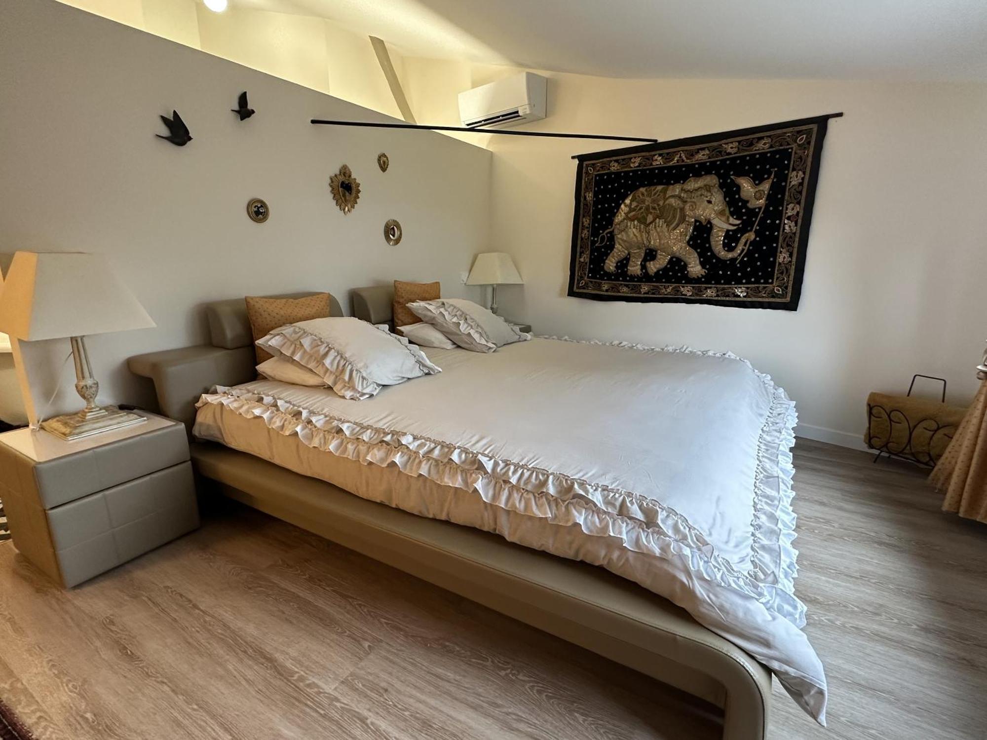 chambre Phelan Ségur-Double-Supérieure-SDB privée-Vue sur la rivière