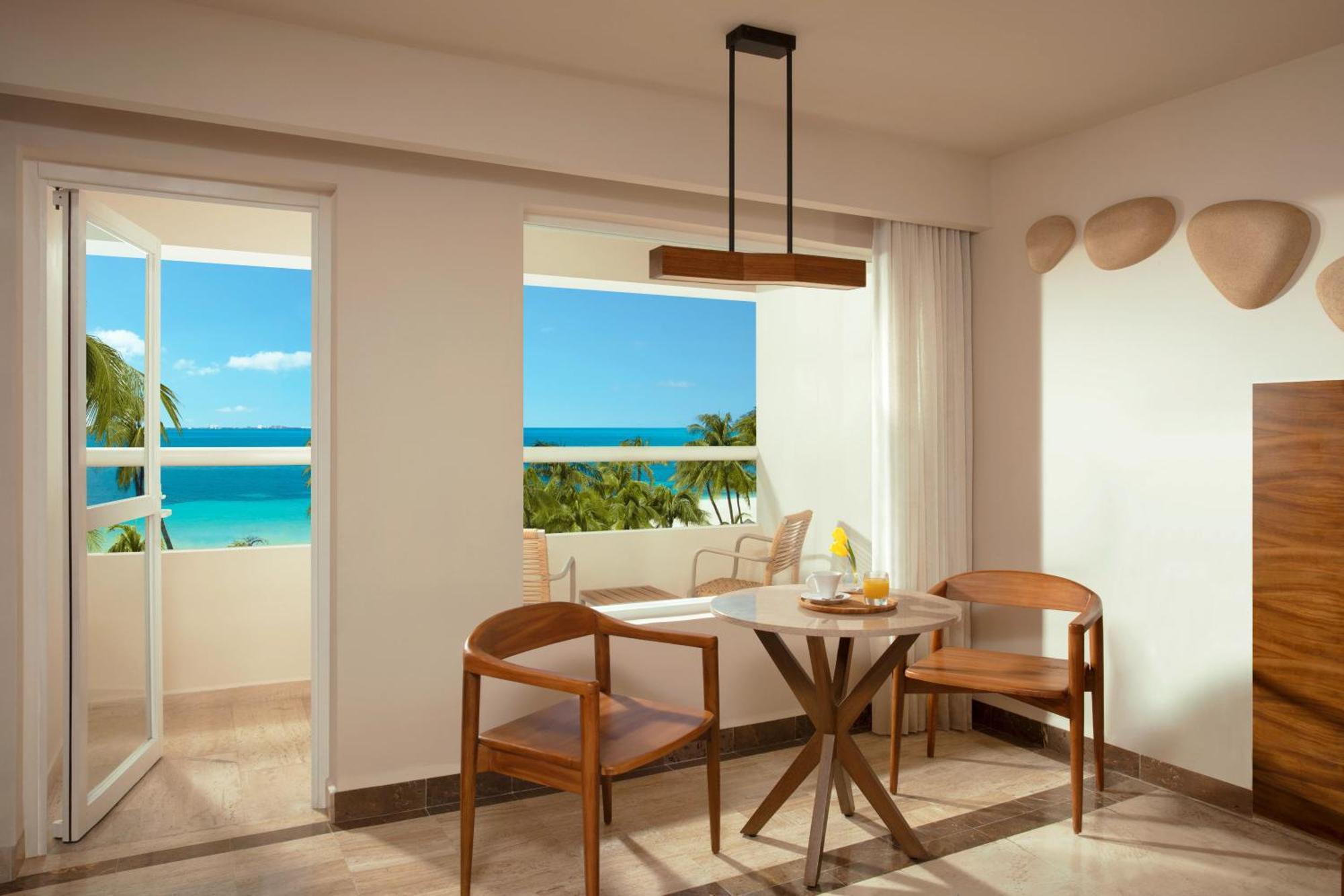 Deluxe Double Balcony Partial Ocean View