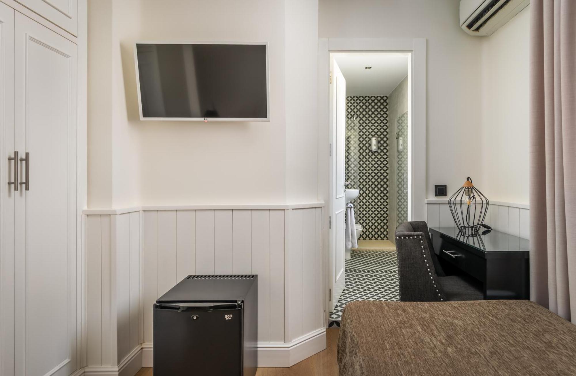 Single Room,1697788010:JPEG