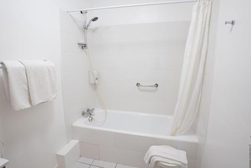 Quadruple Room Sea View,1697833559:JPEG