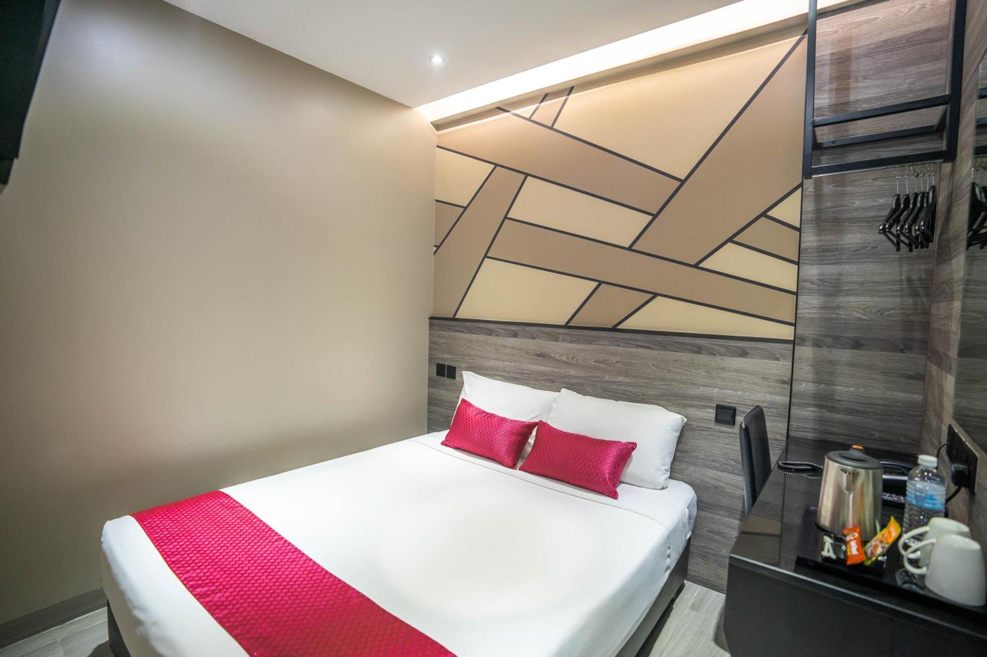 Standard Double Room – No Window