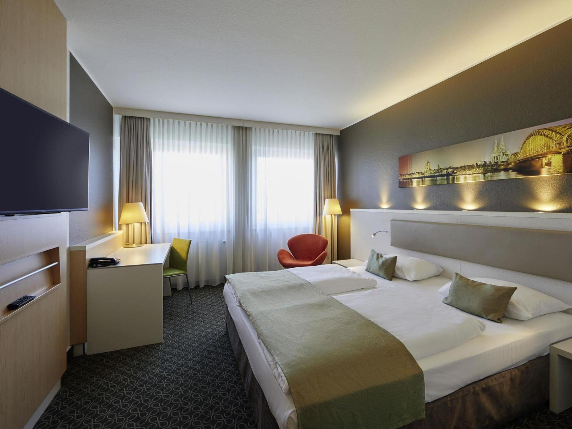 Superior Queen Room,1716968271:JPEG