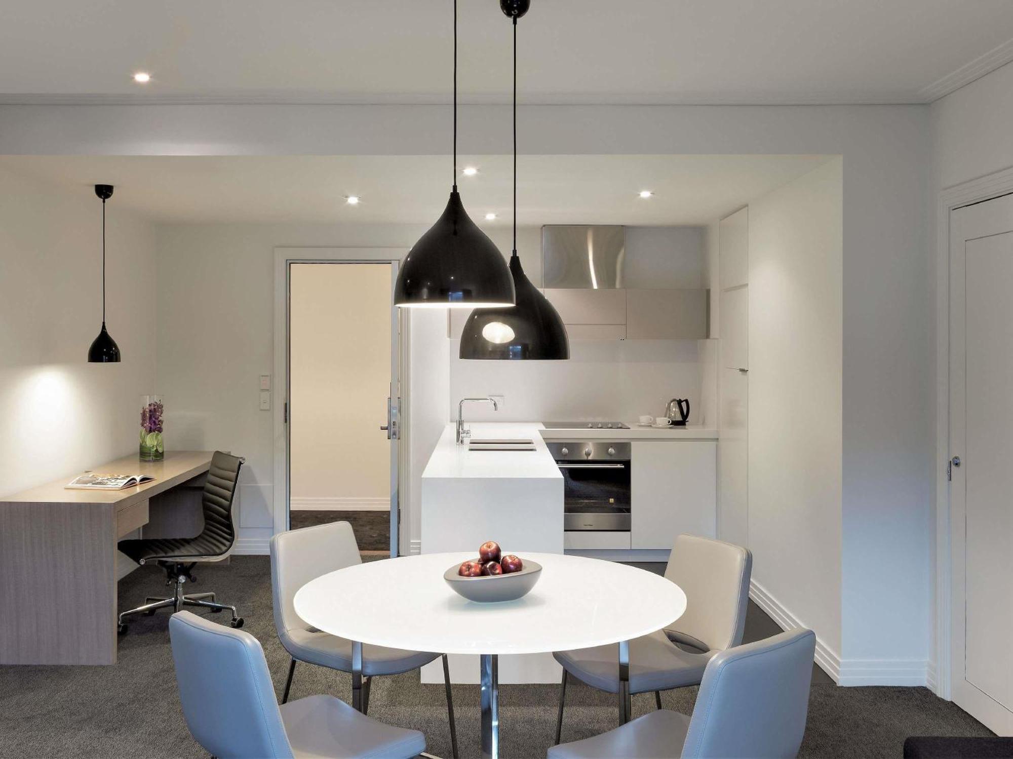 One-Bedroom Apartment with King Bed and Kitchenette,1730017705:JPEG