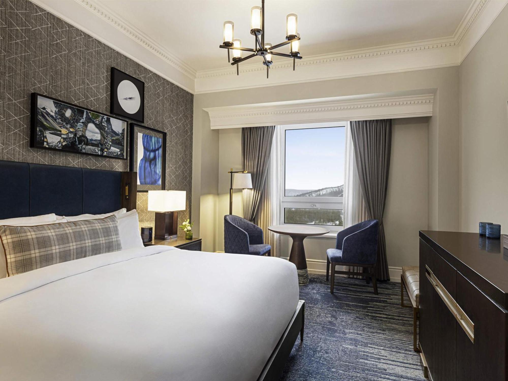 Fairmont View 1 Queen bed,1717051459:JPEG