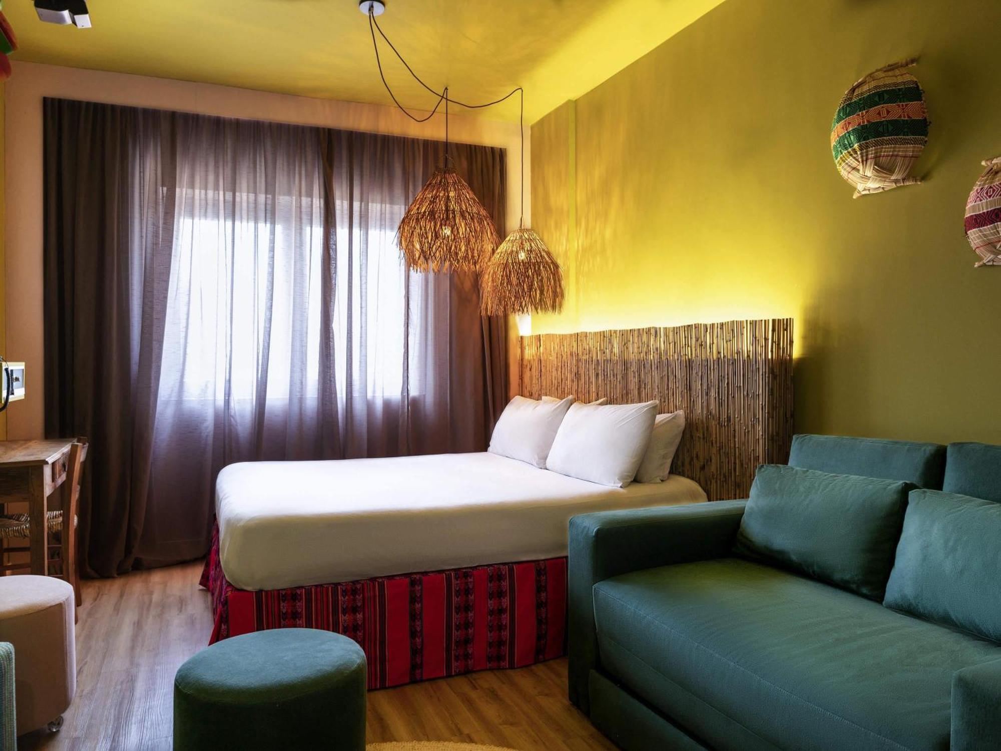 Standard Double Room - Non-Smoking,1717118916:JPEG