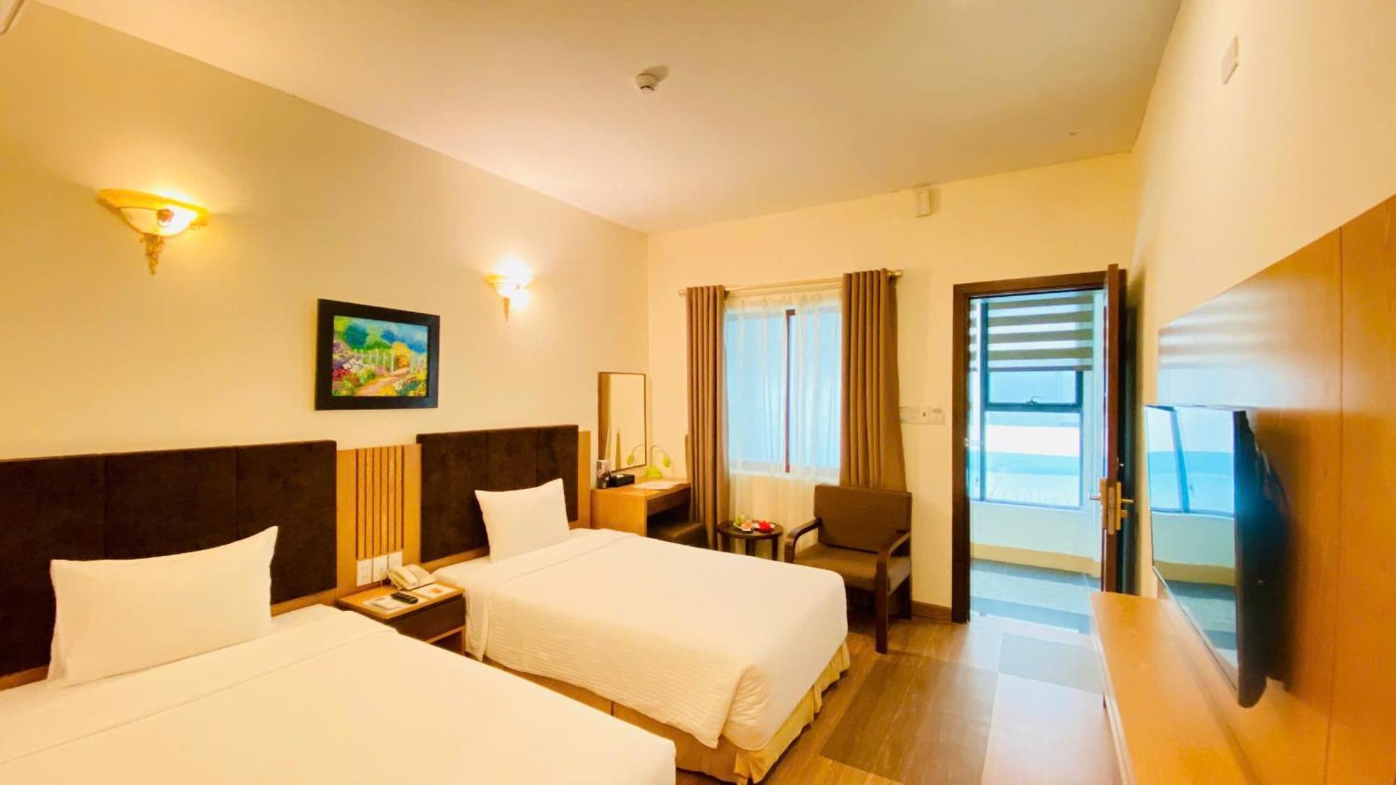 Superior Double or Twin Room,1742805881:JPEG