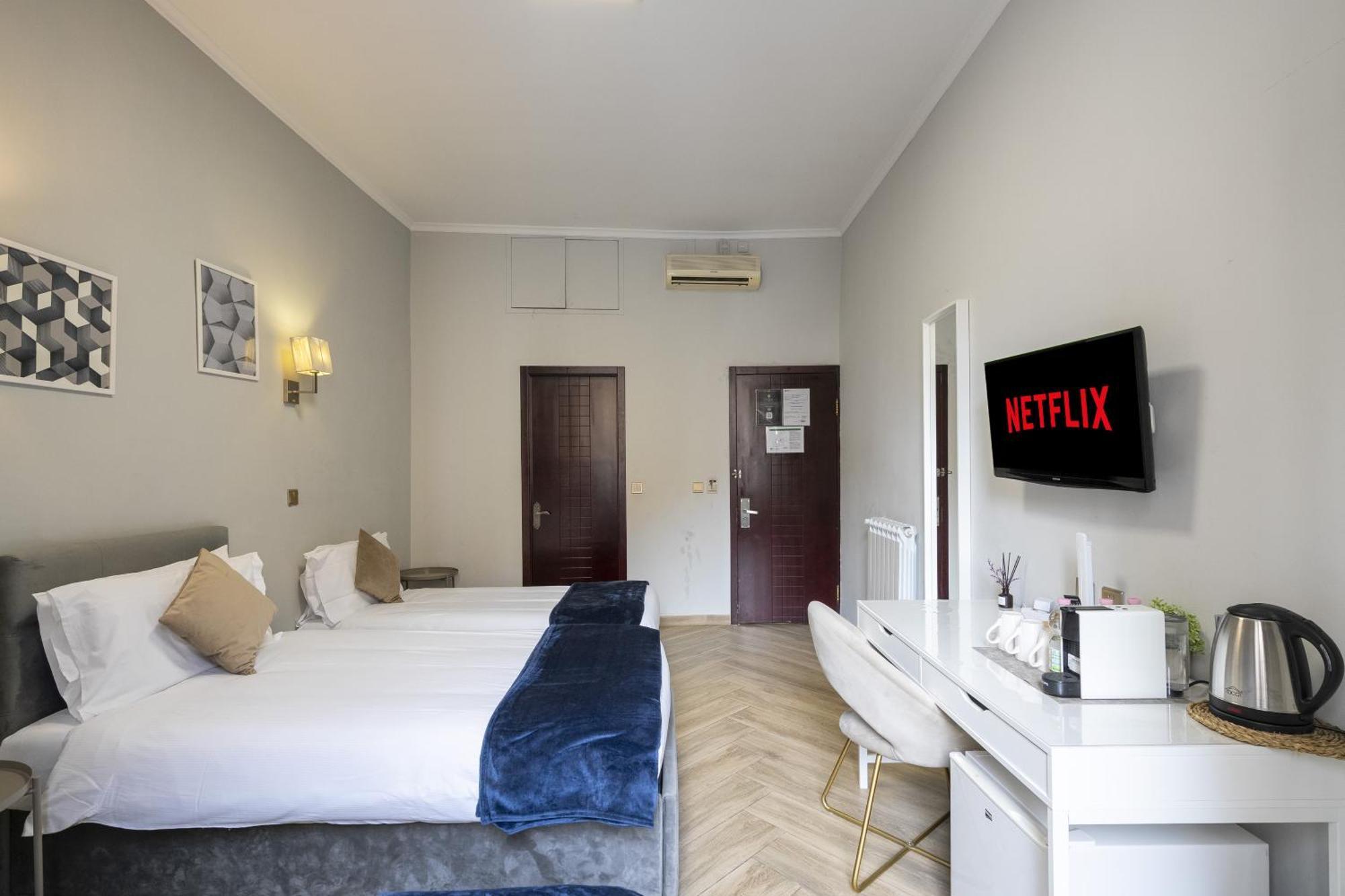 Deluxe Double or Twin Room,1742835579:JPEG