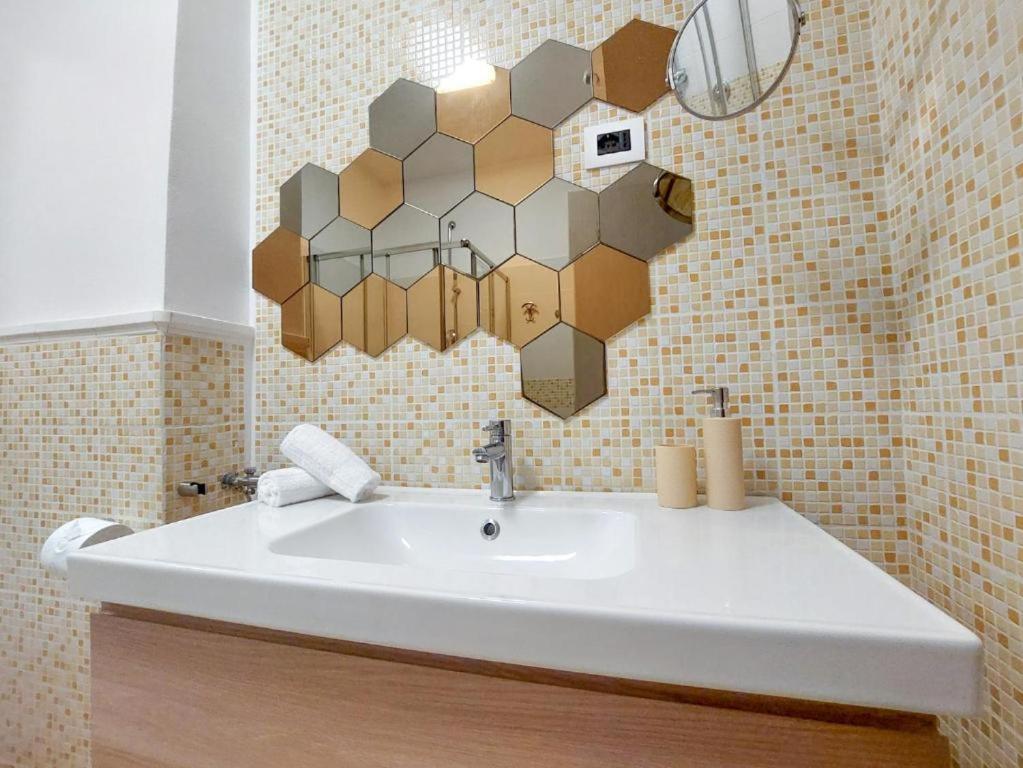 Large Double Room,1742852190:JPEG