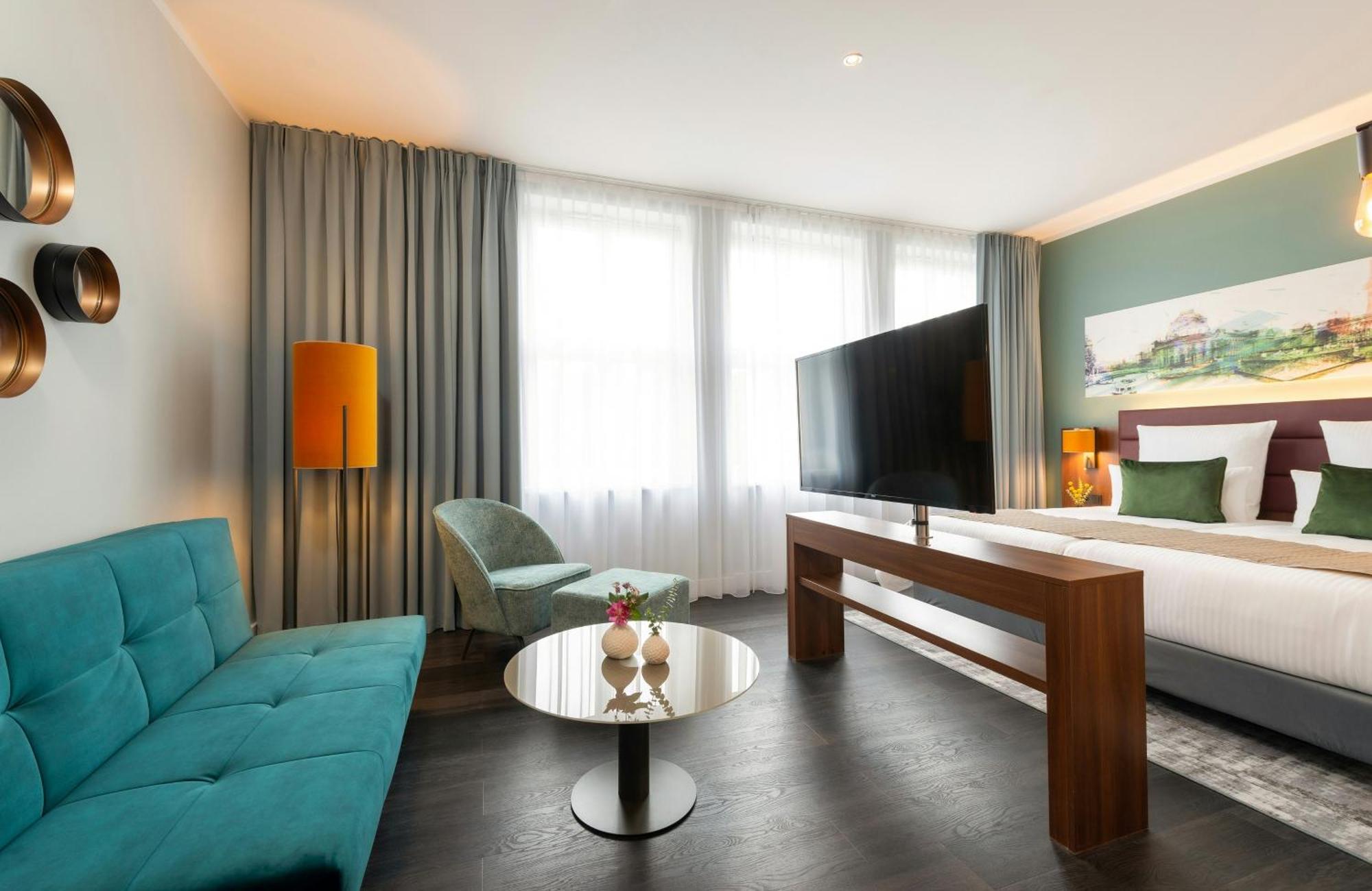 Deluxe Triple Room,1746845244:JPEG