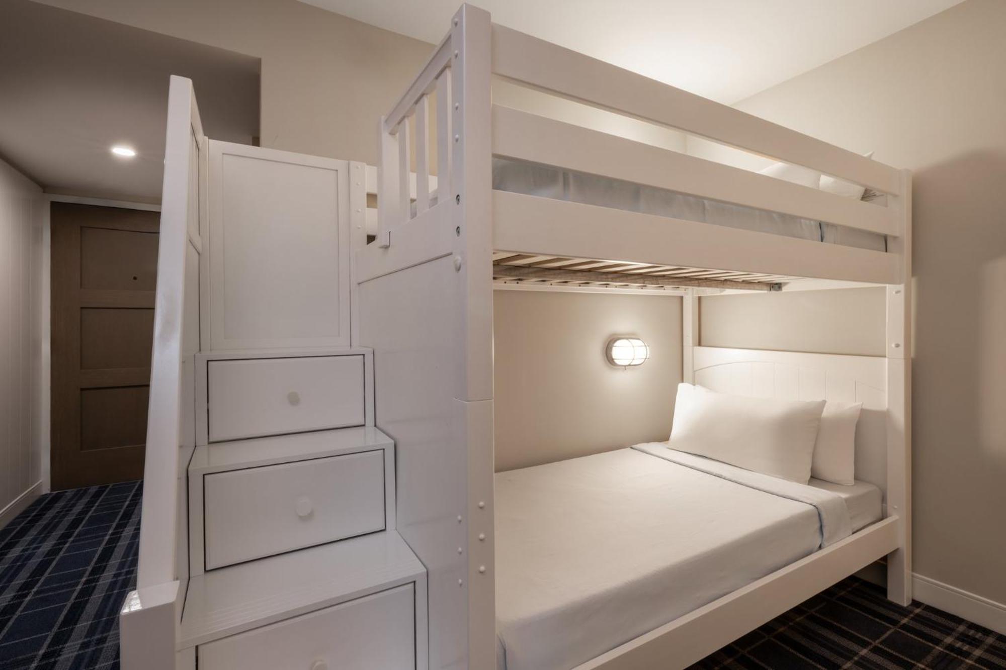 King One-Bedroom Suite Bunk Bed,1746869861:JPEG