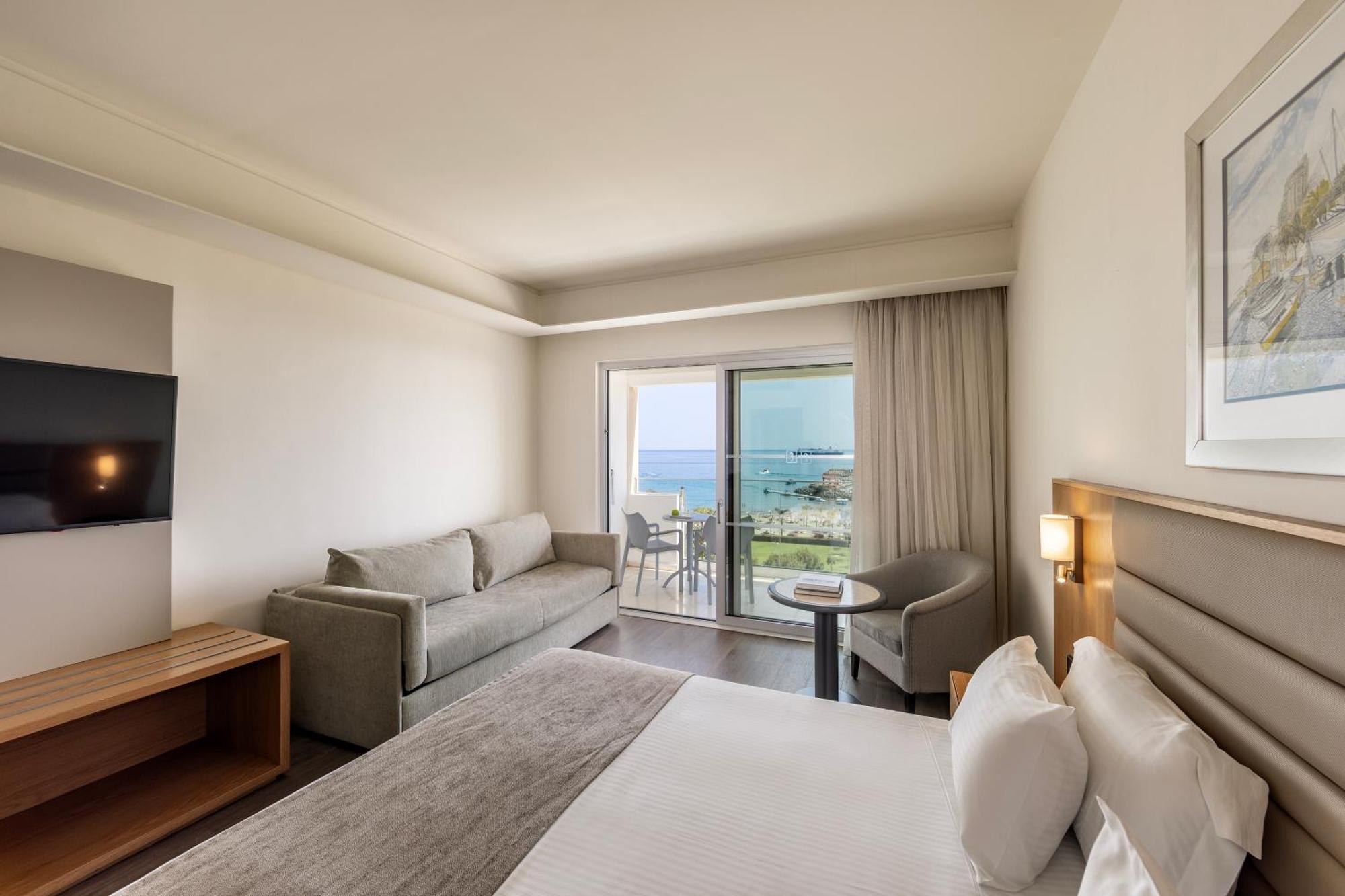 Marina View Family Double Room