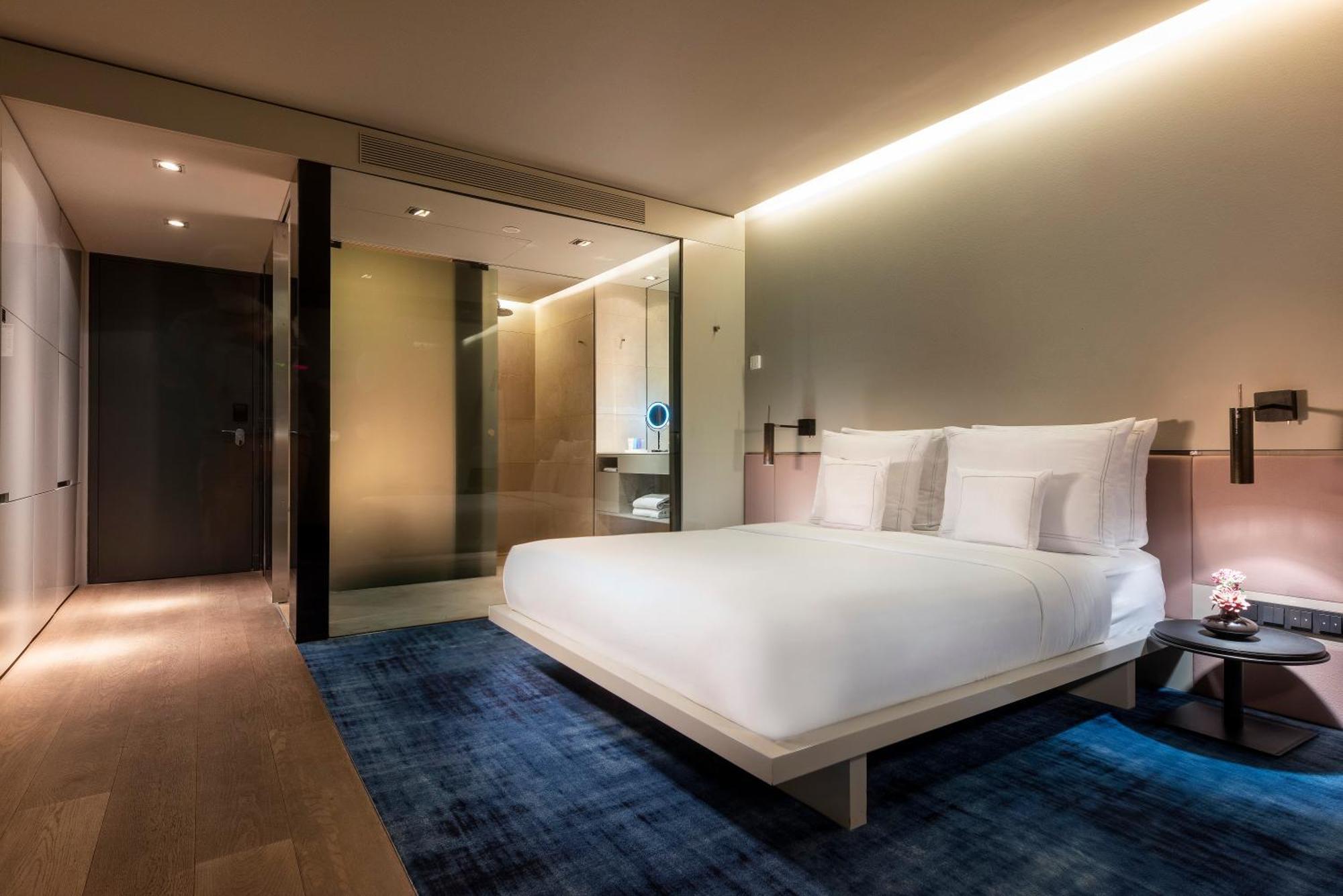 Premium Deluxe Room