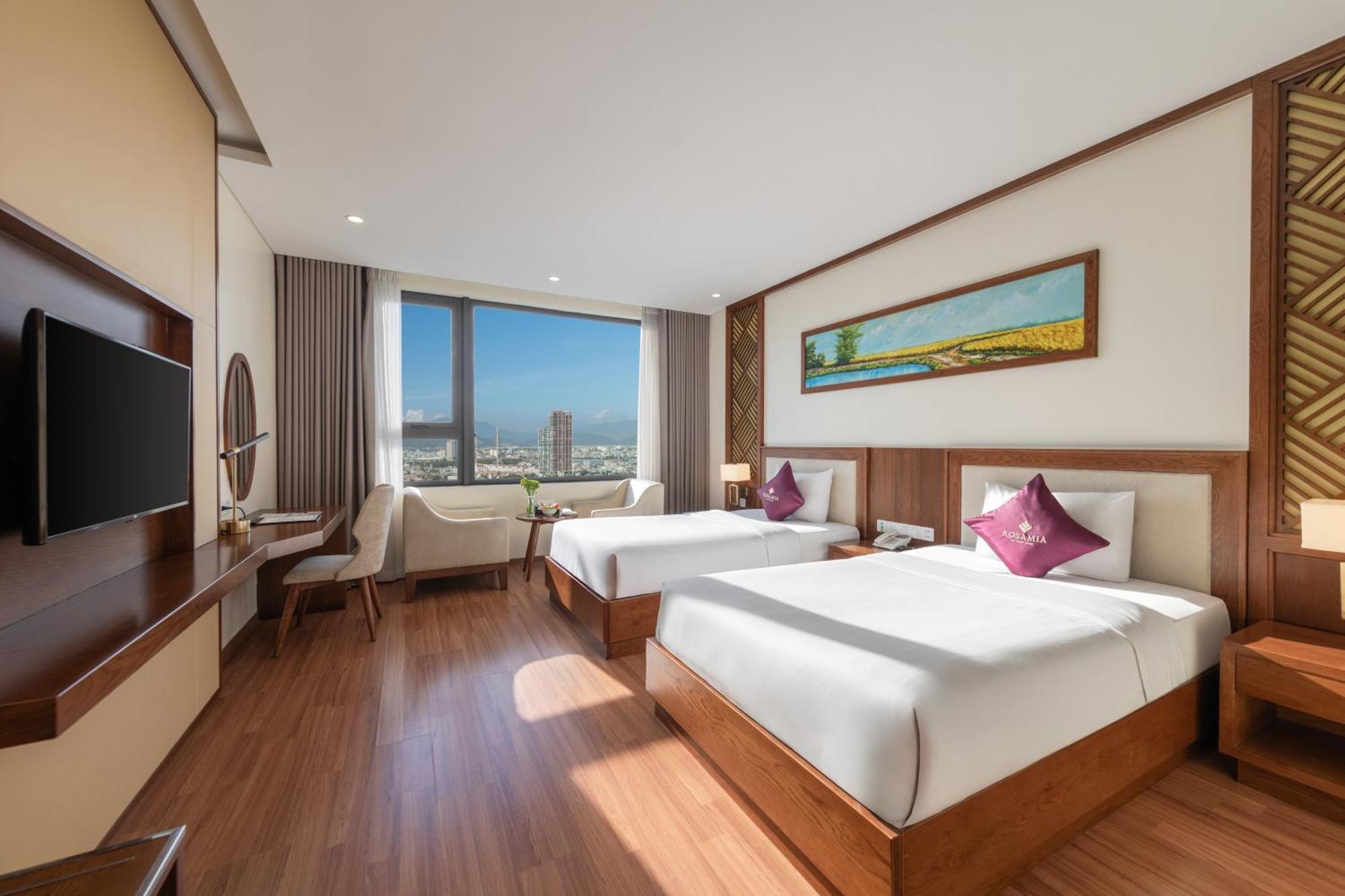 Deluxe Twin Room City View
