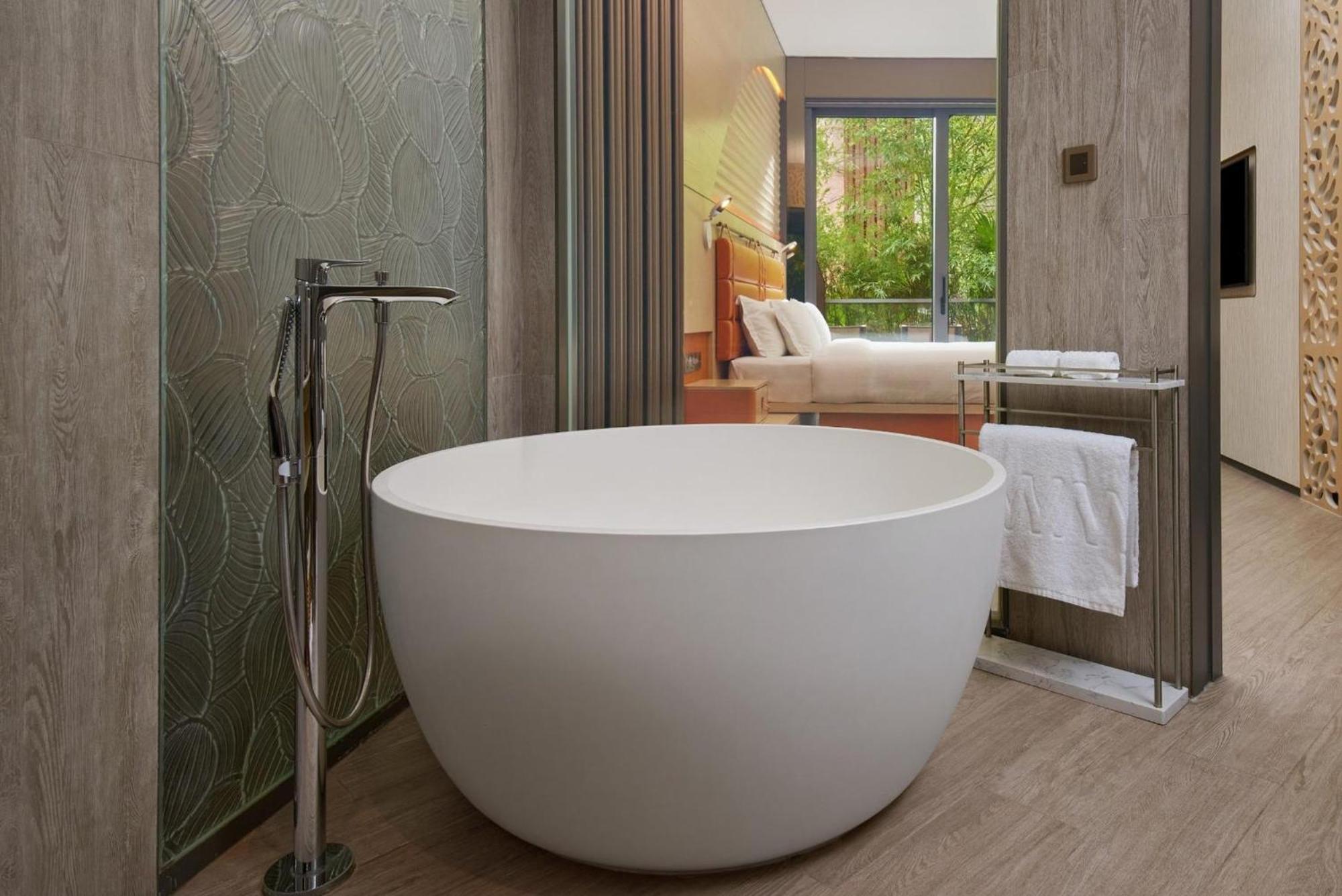 Premium King Room with Terrace Access