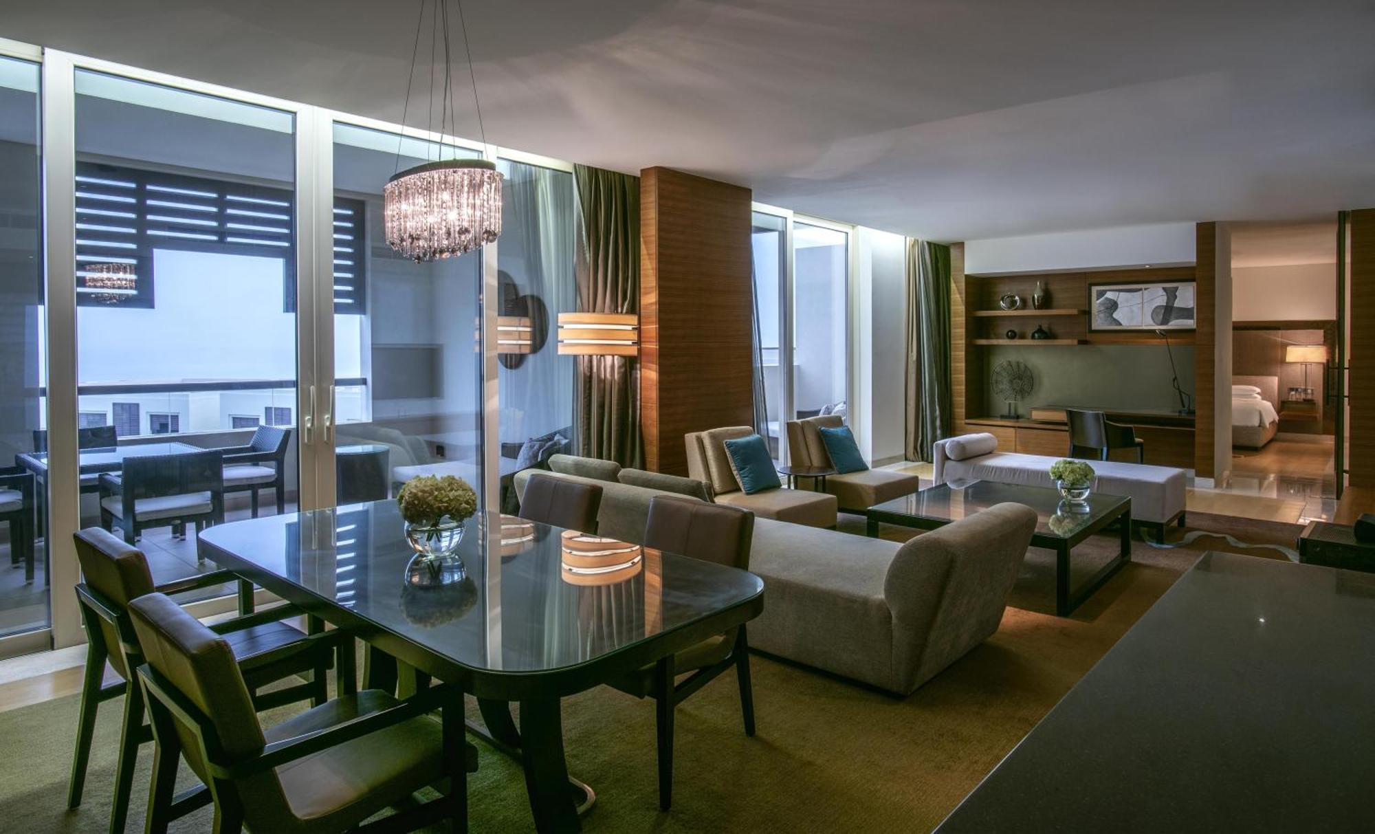 Suite with Panoramic Ocean View,1765309120:JPEG