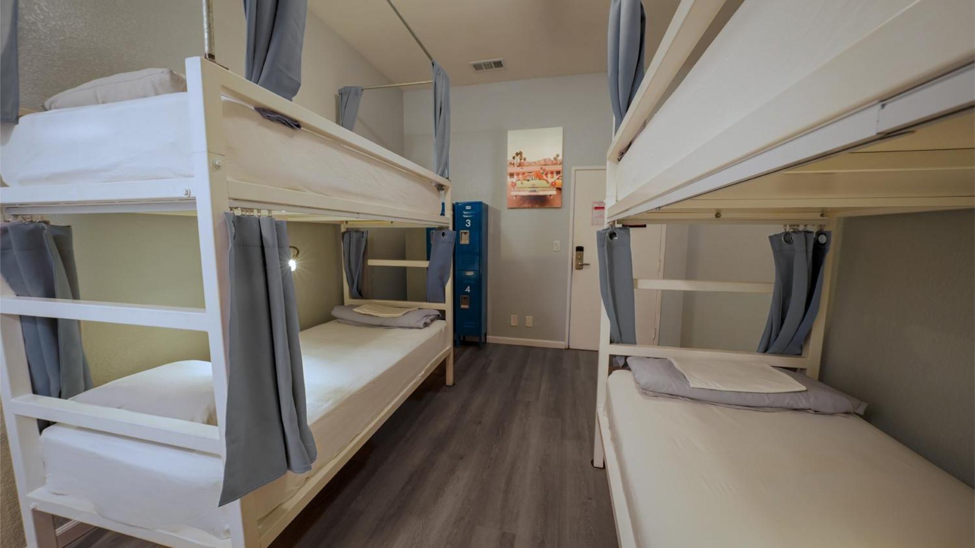 Bed 4-Bed Mixed Dorm Shared Washroom