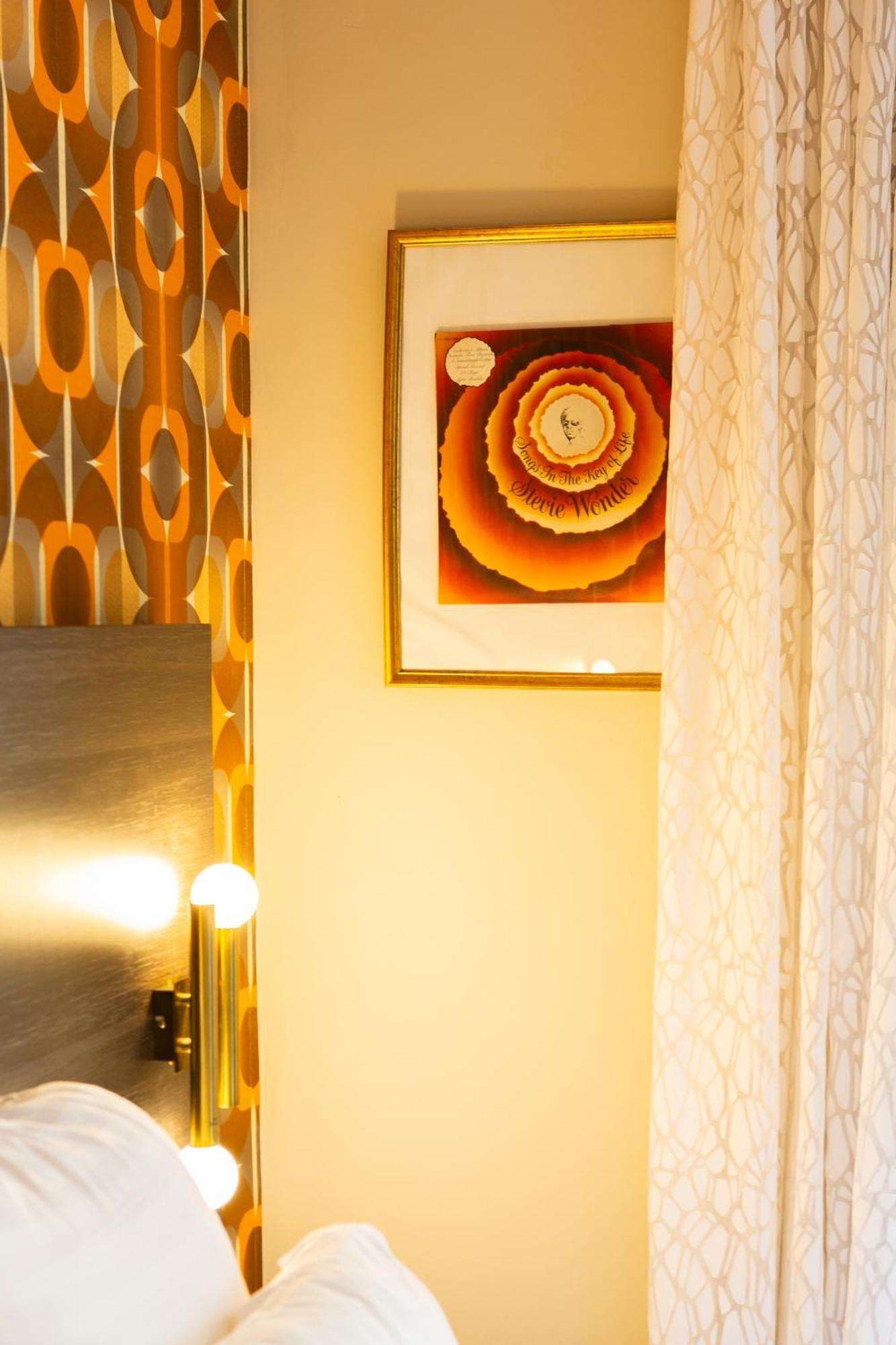 Medium Double Room