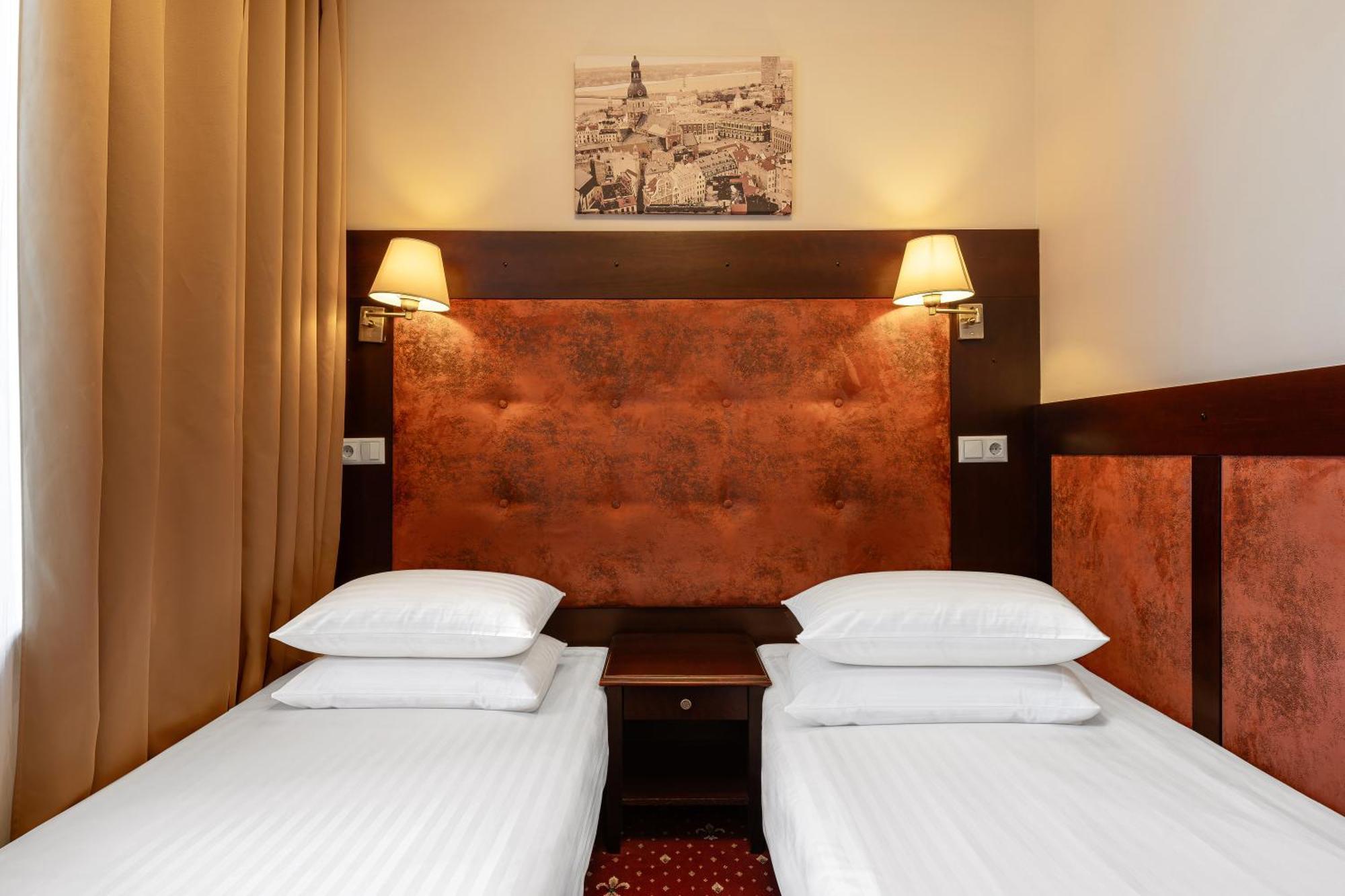 Small Double or Twin Room,1770879805:JPEG