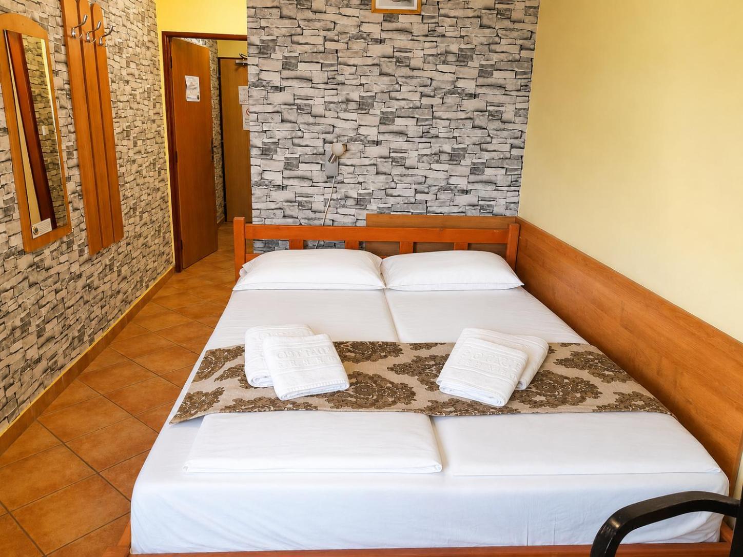 Economy Double Room