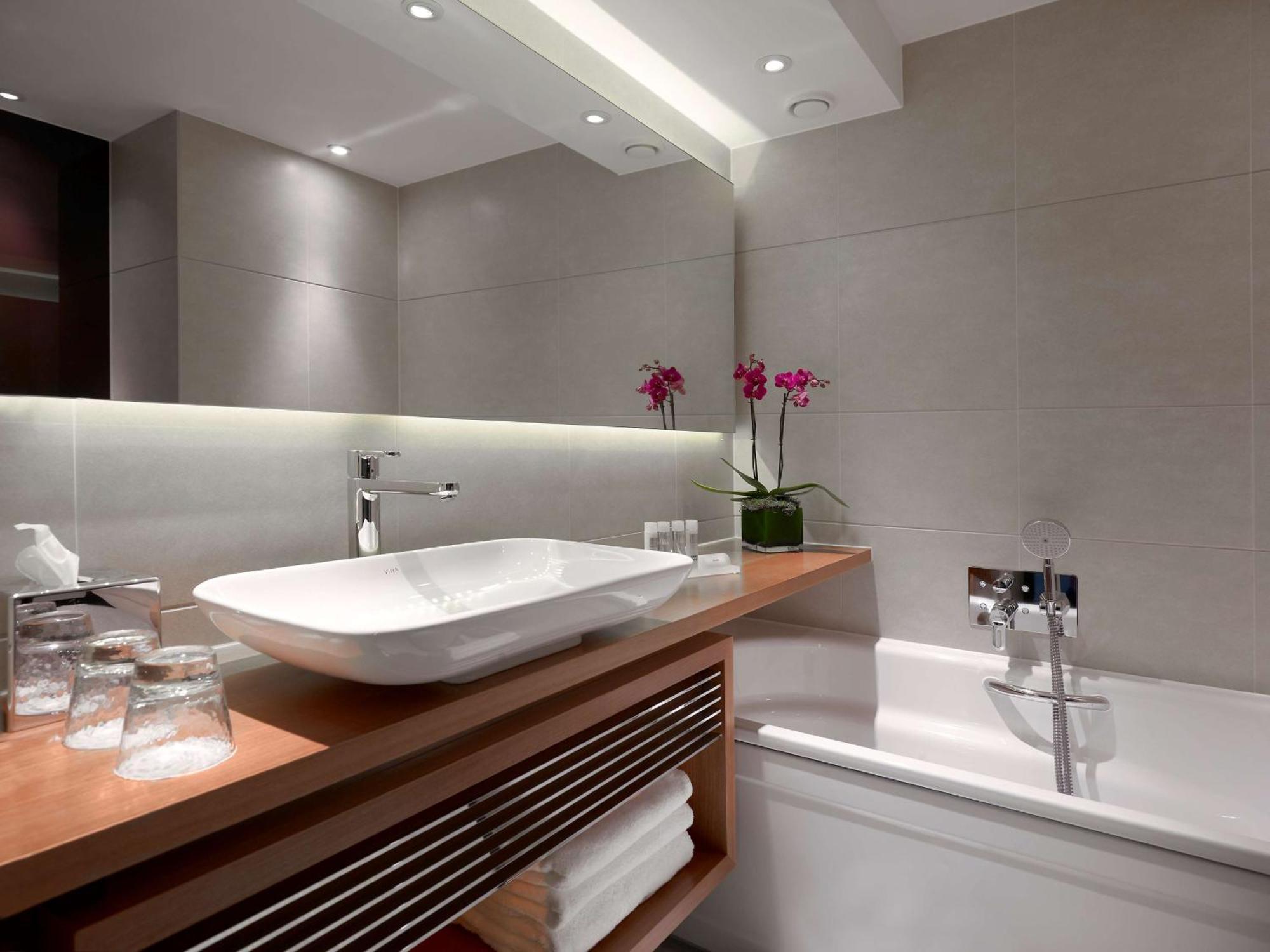 Studio Twin