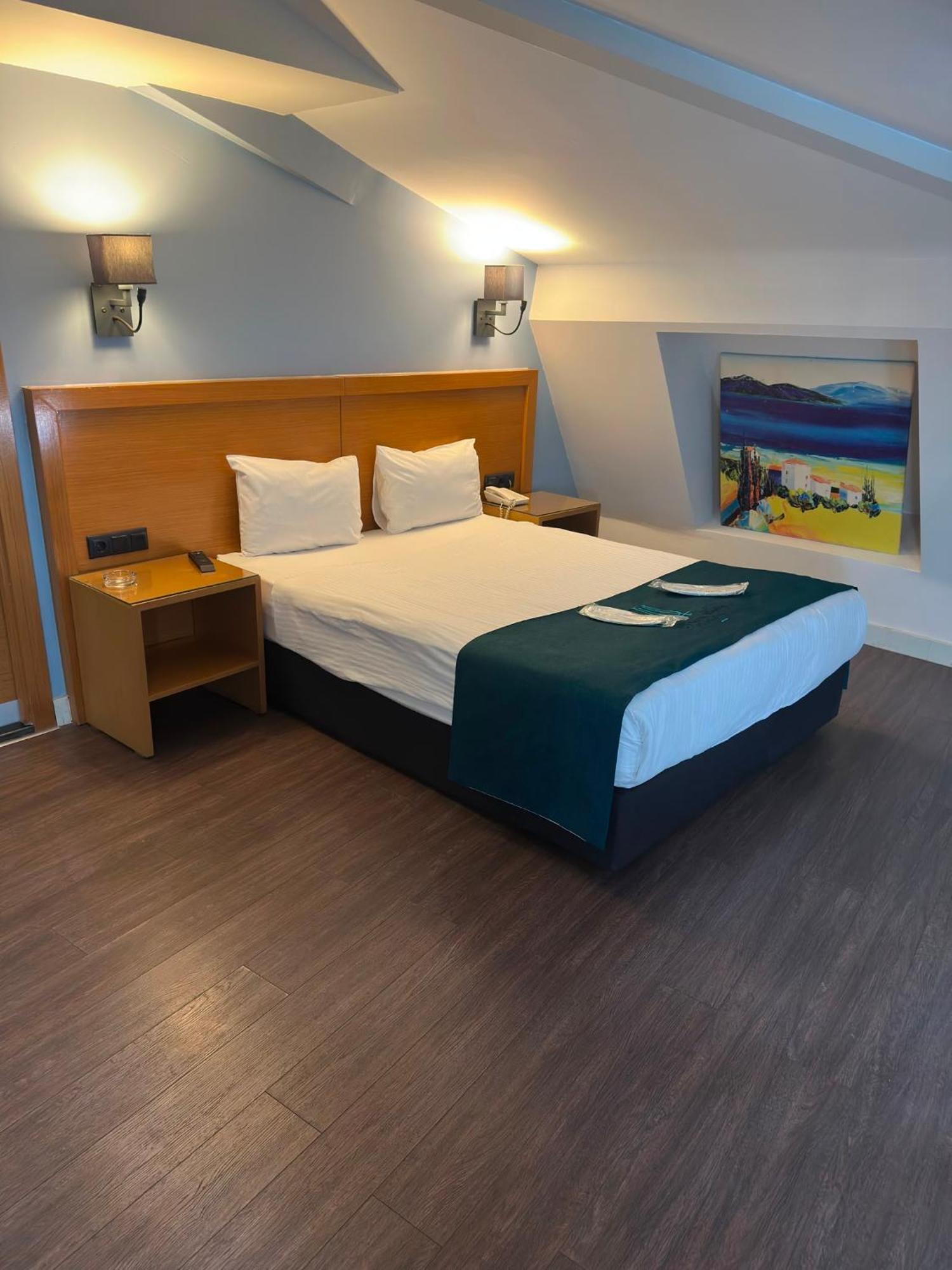 Economy Double Room
