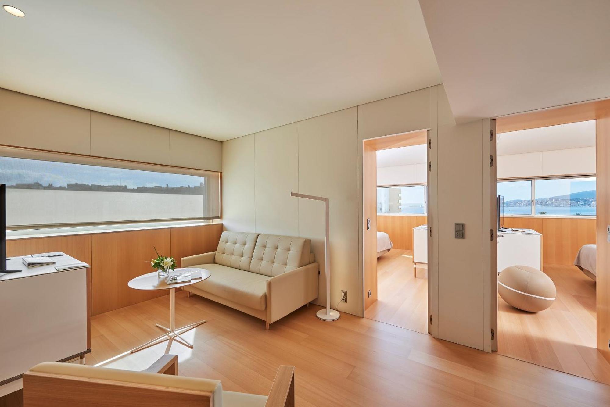 Suite com 2 Quartos - The Level