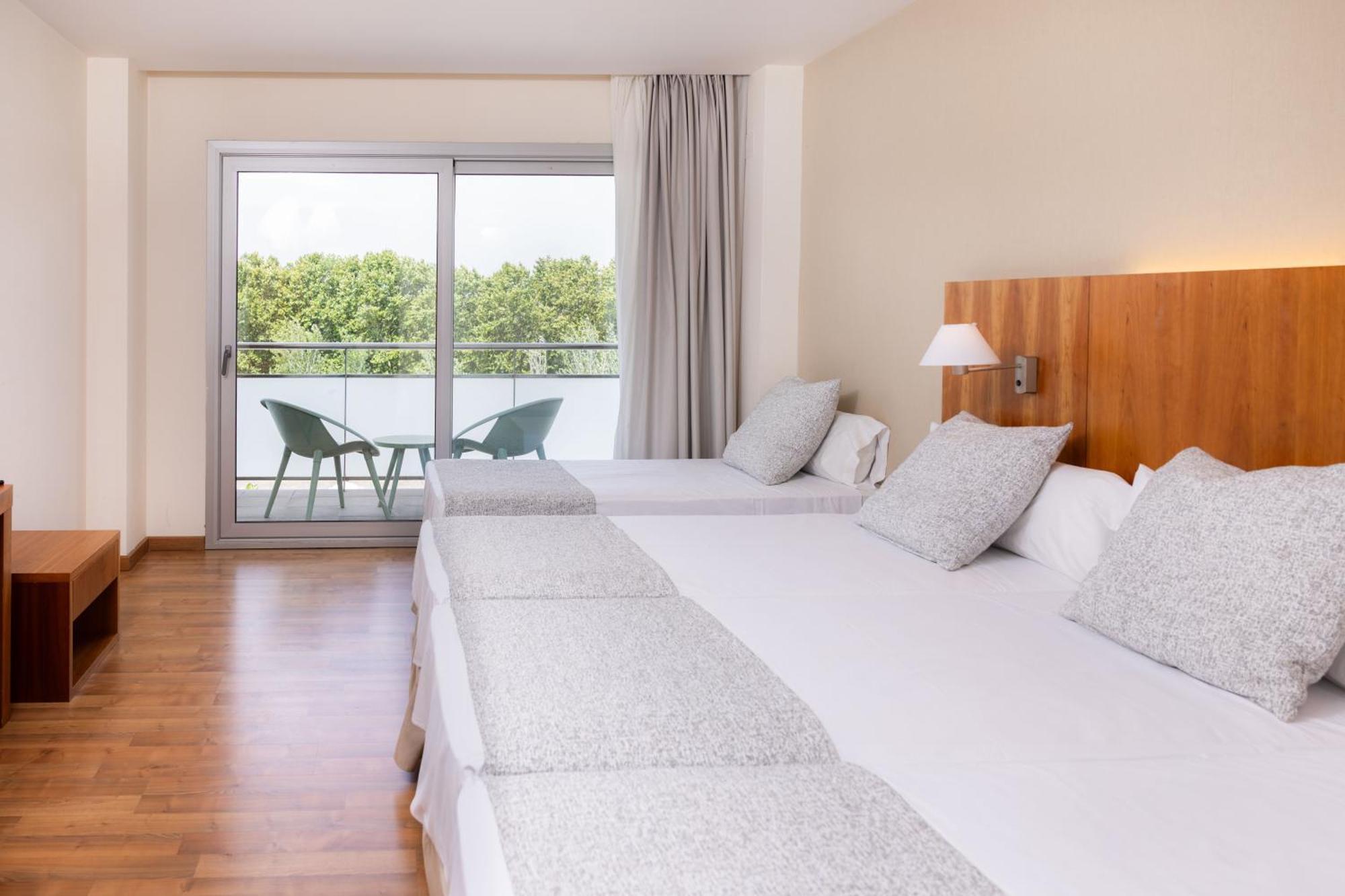 Habitación Cuádruple (2 adultos)