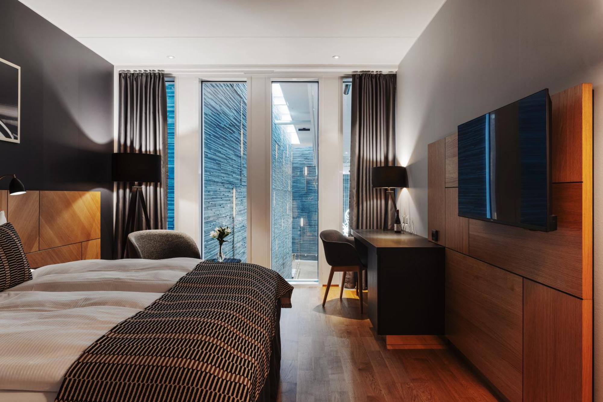 Standard Double Room Limited View