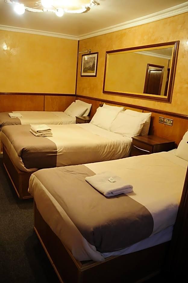 Basic Triple Room