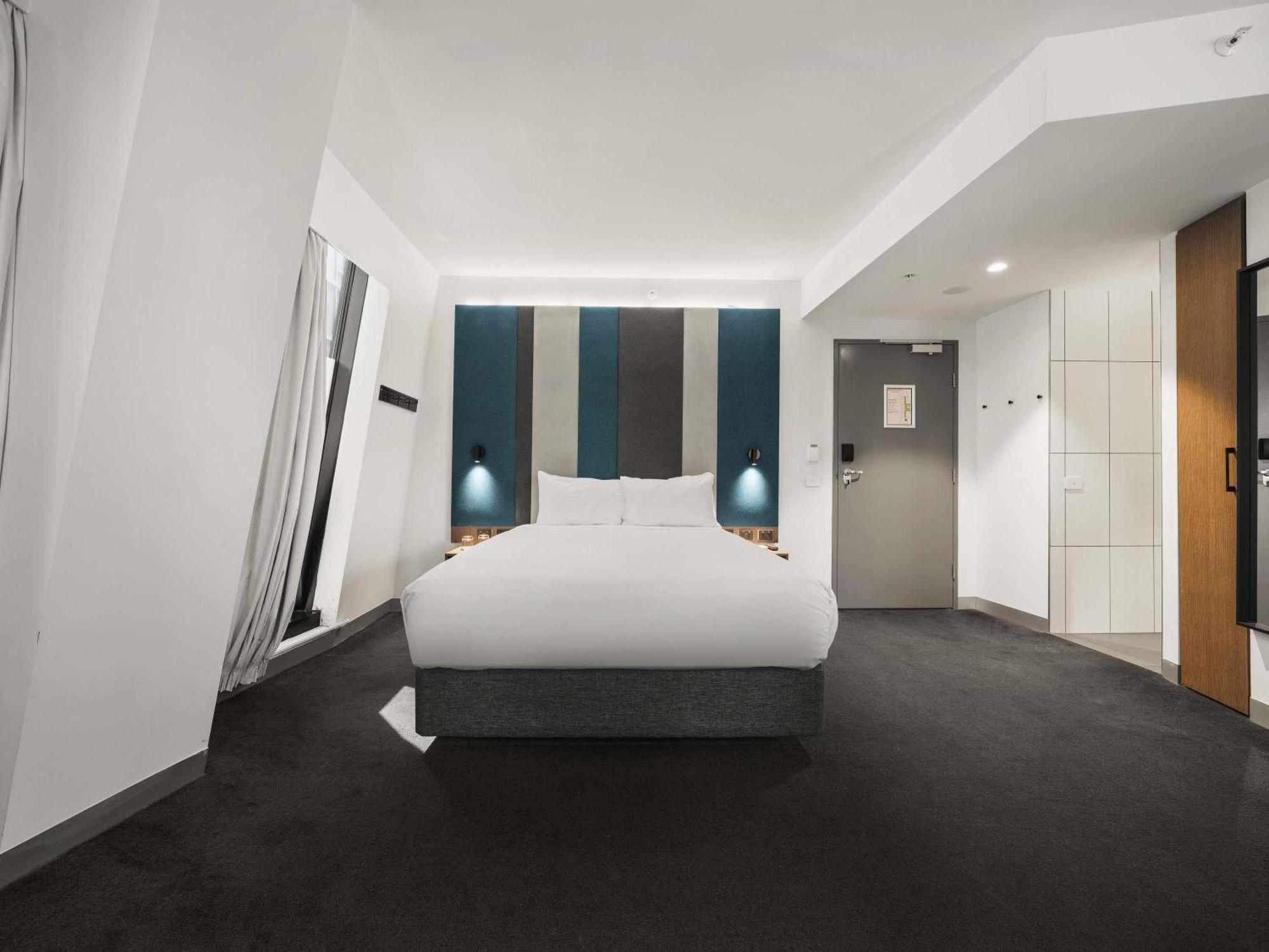 Queen Suite