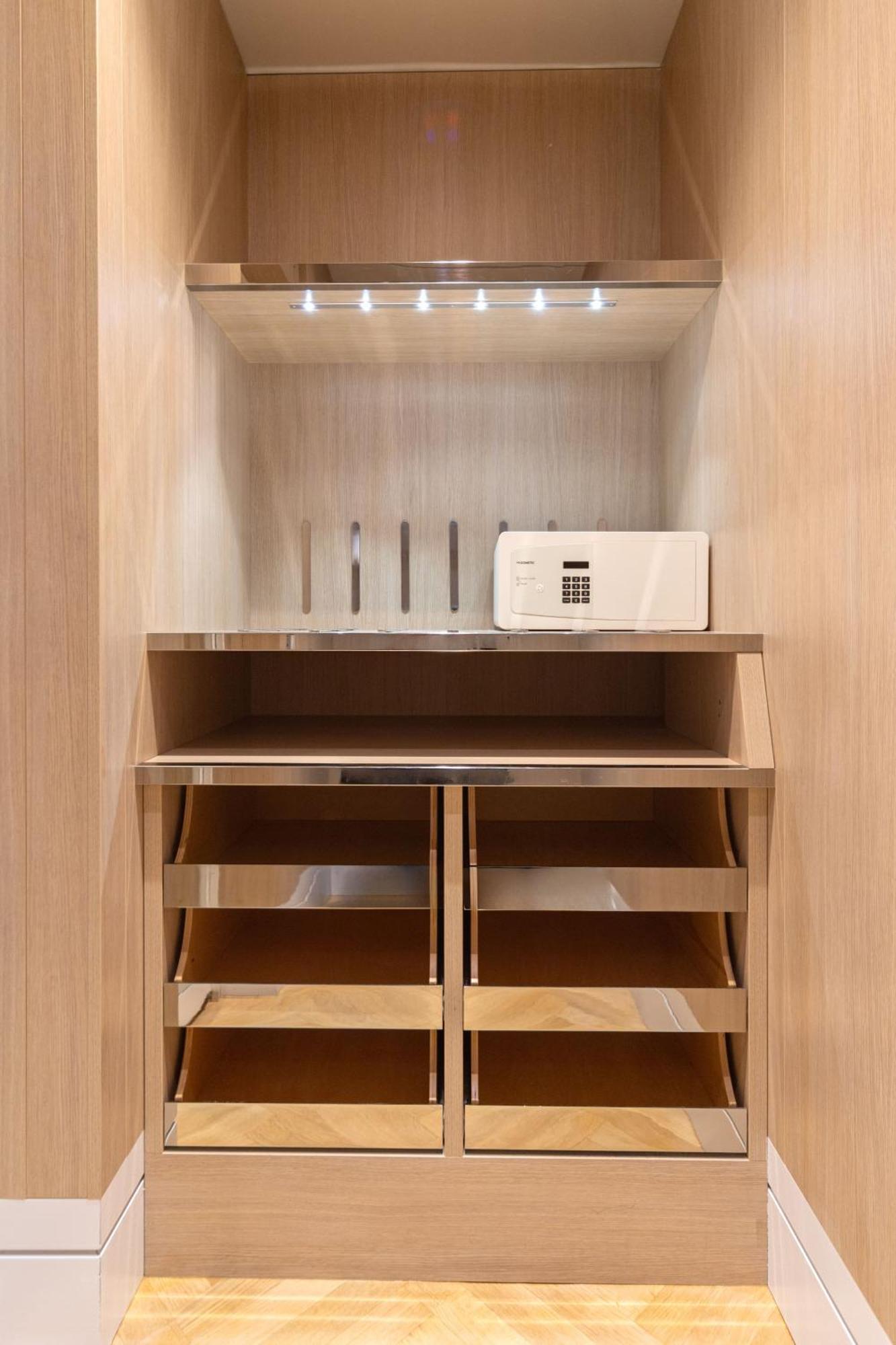 Supreme Room Spa Access