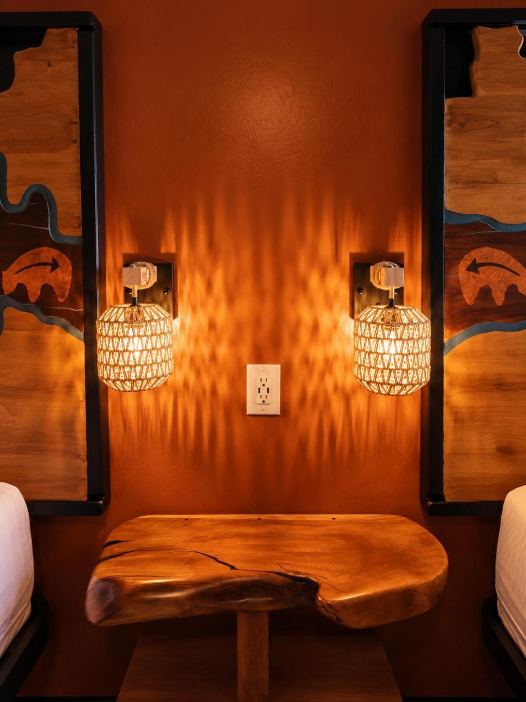Serene Double Queen Fireplace