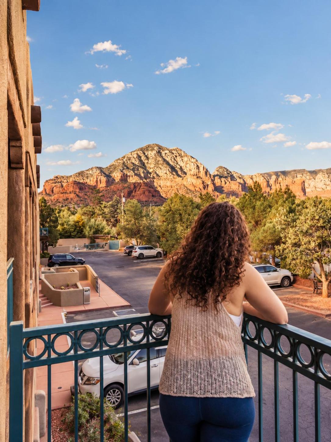 Panoramic Sedona King Suite
