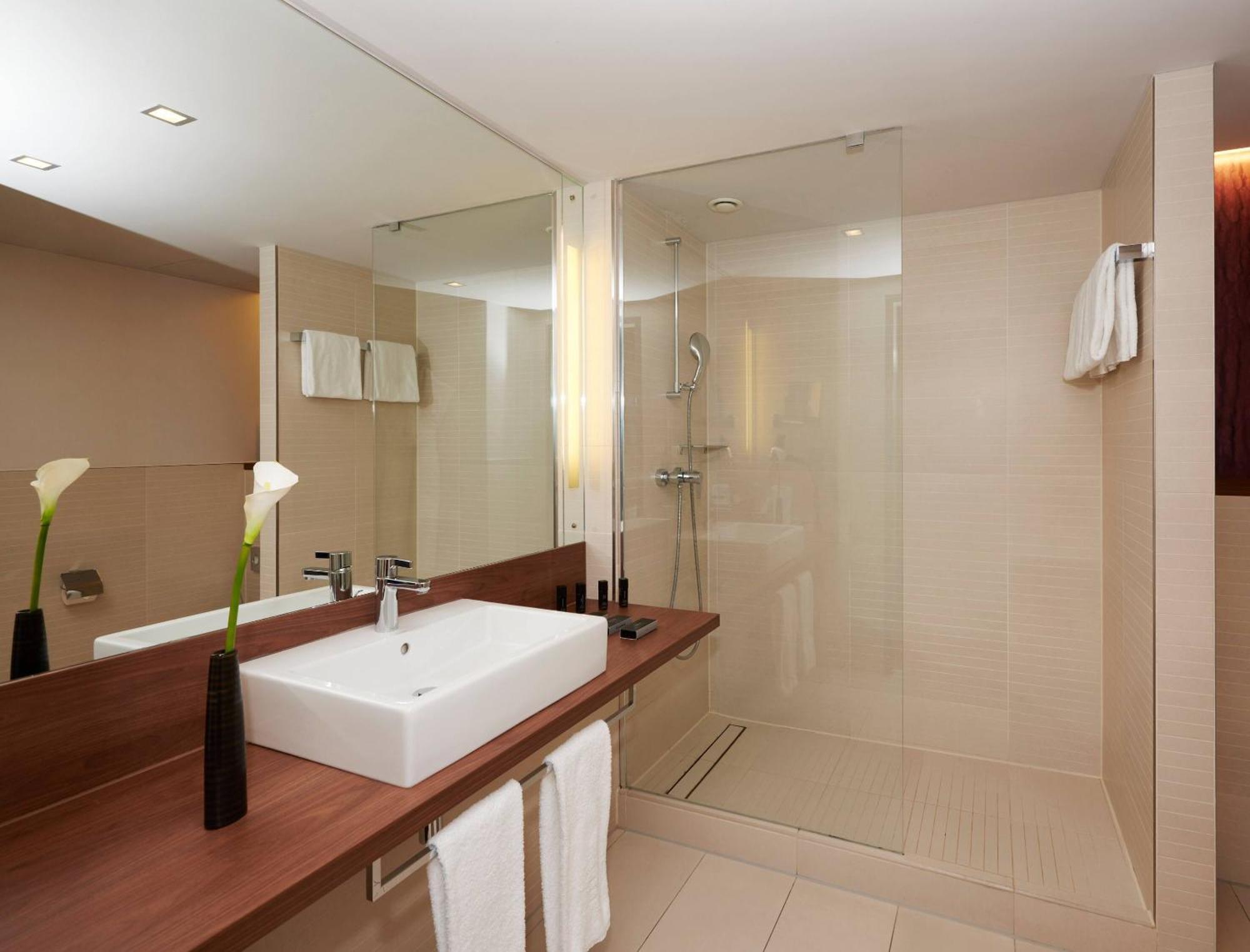 The Level Room Executive Lounge Access