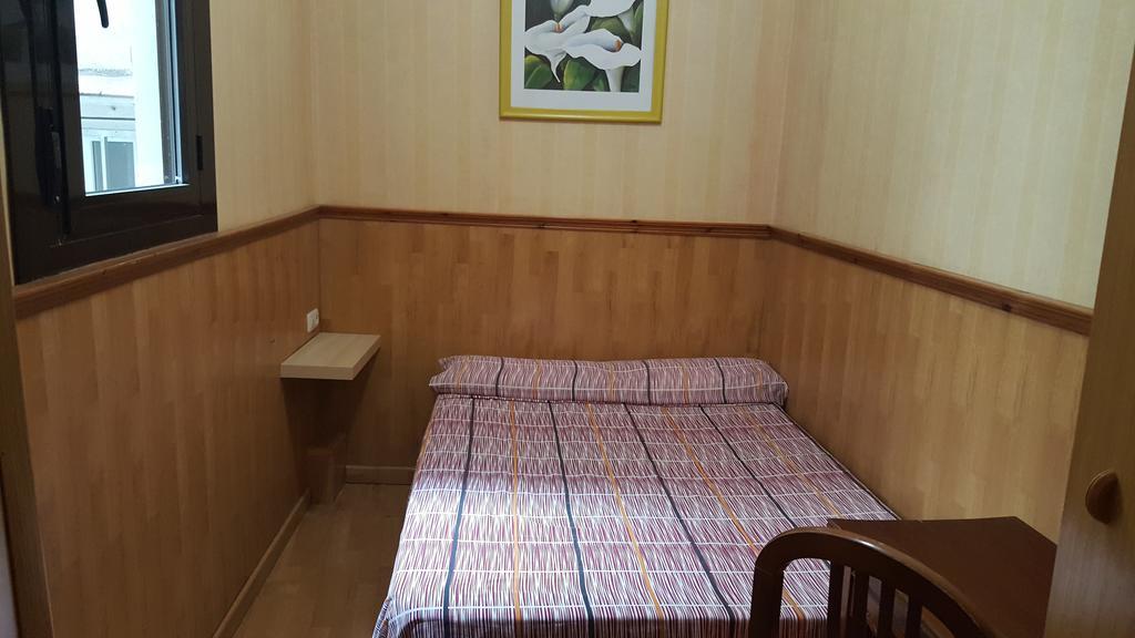Chambre Double Économique avec Salle de Bains Commune - Sans Vue
