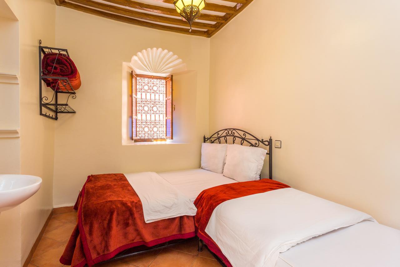 Economy Triple Room with Shared Bathroom