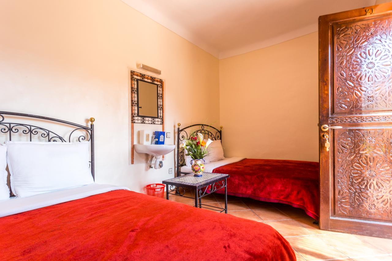 Economy Quadruple Room with Shared Bathroom
