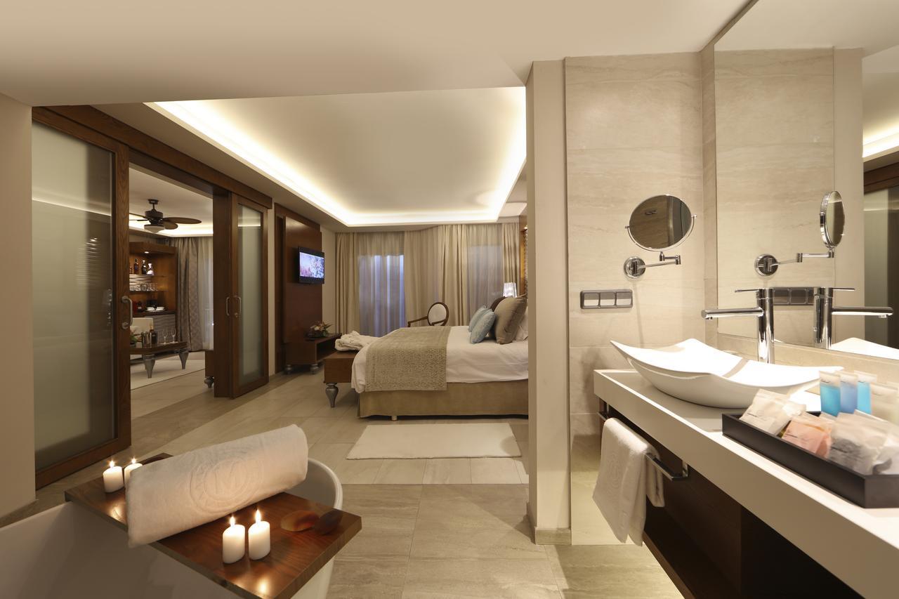 Mirage Club Ocean View Suite Outdoor Jacuzzi Adults Only 18 WiFi,536976840:JPEG