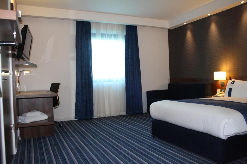 Standard Double Room with Free Hot Breakfast,1710580412:JPEG