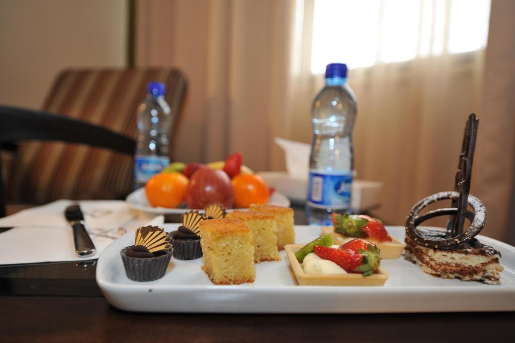 Standard Triple Room,64429987:JPEG