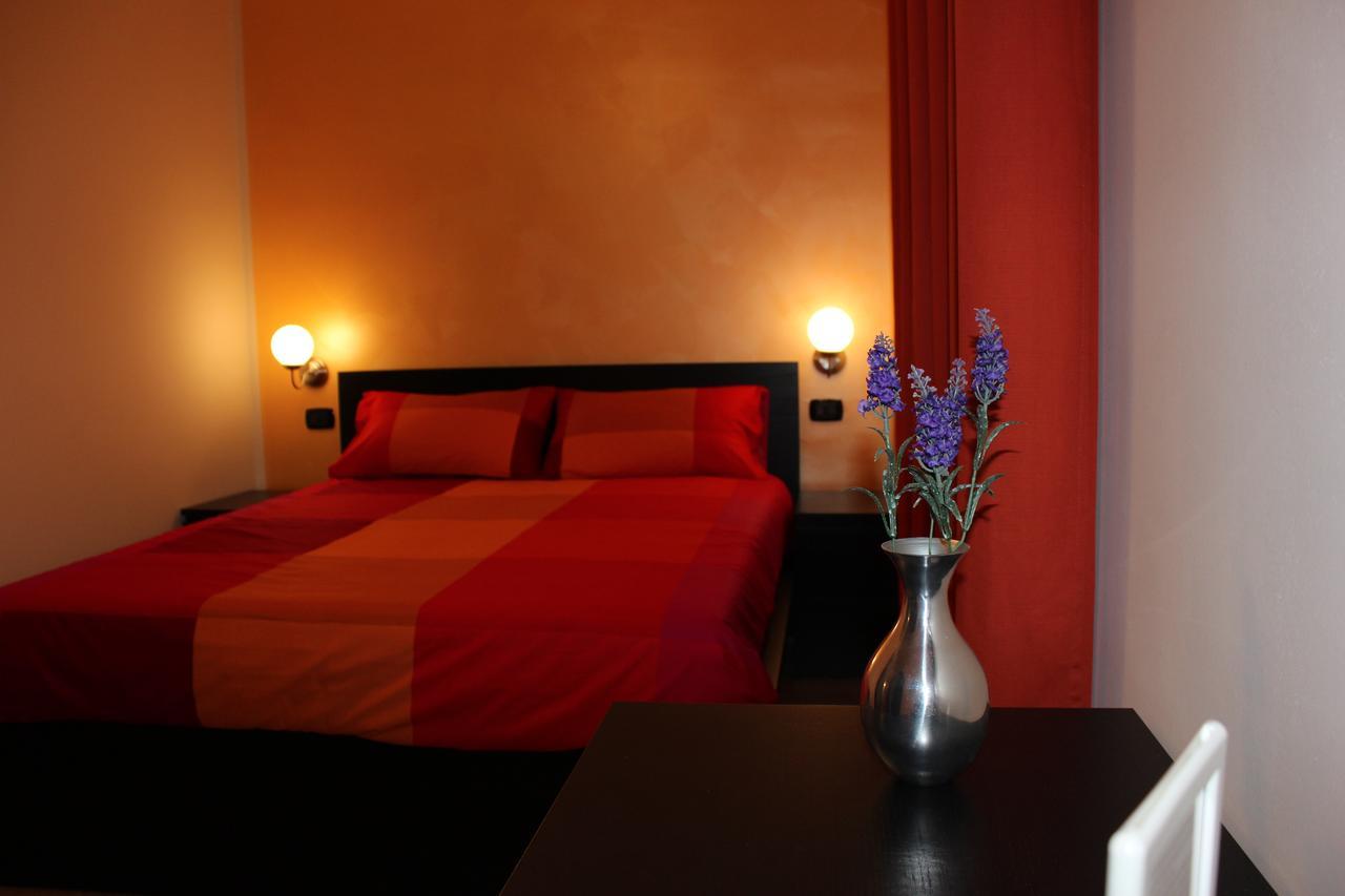 Double Room with Garden View,761755102:JPEG