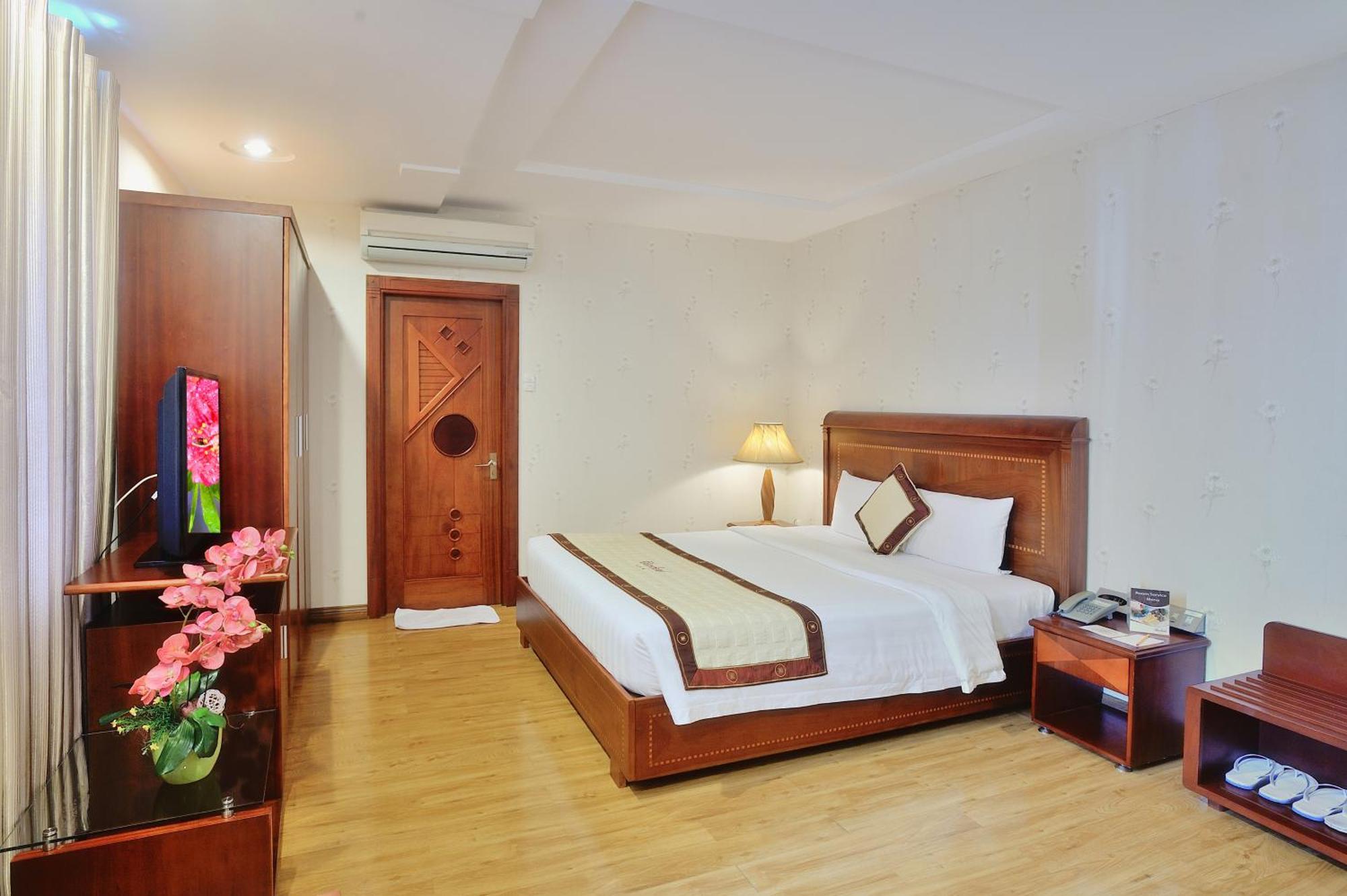 Executive Suite King Room,1277845327:JPEG